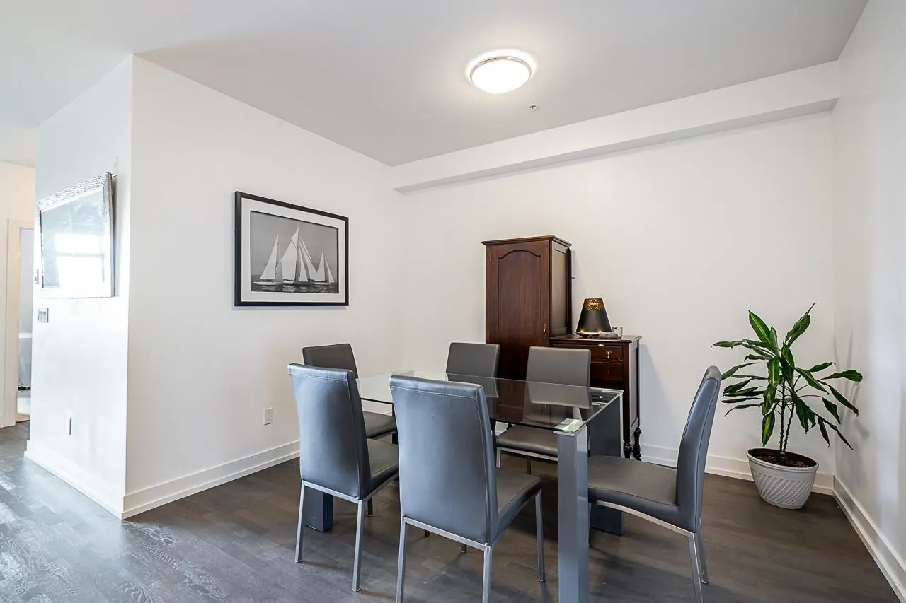 405 1420 Johnston Road