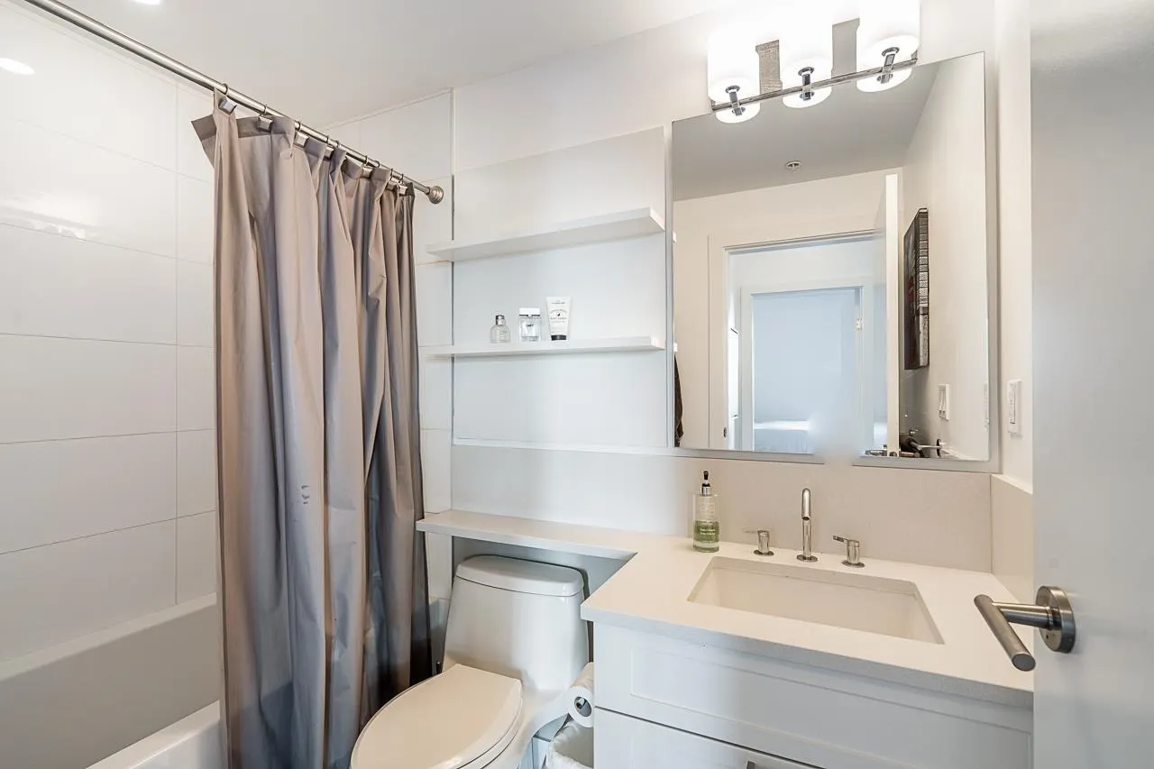 405 1420 Johnston Road