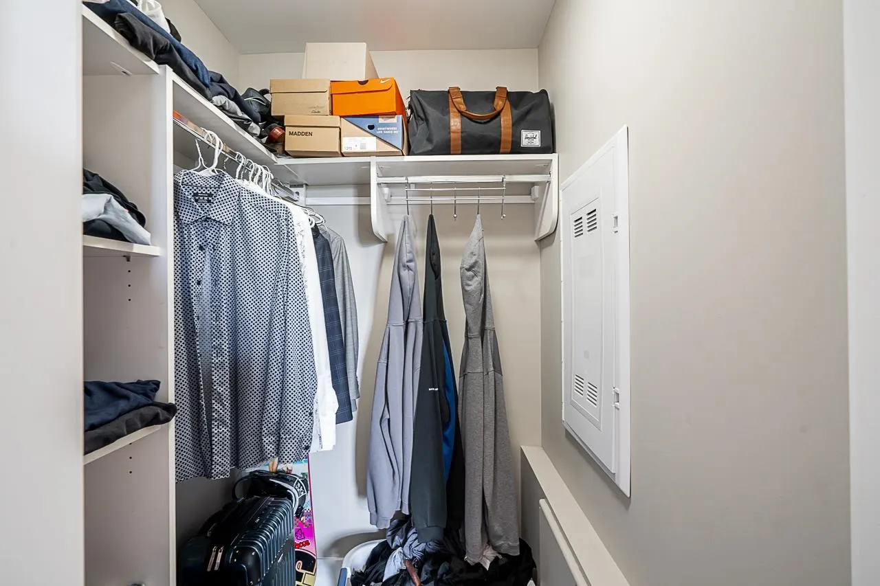 405 1420 Johnston Road