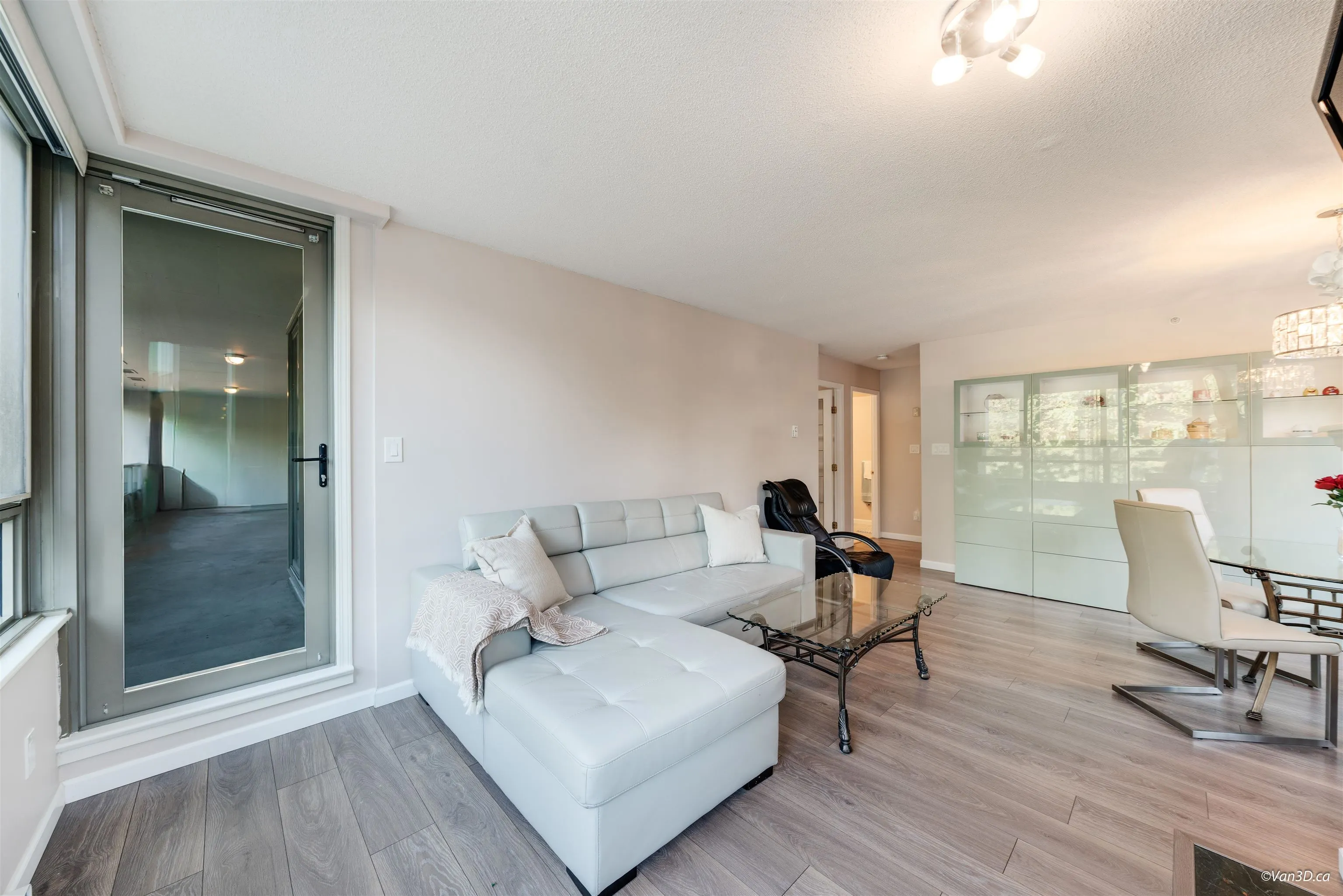 203 3070 Guildford Way