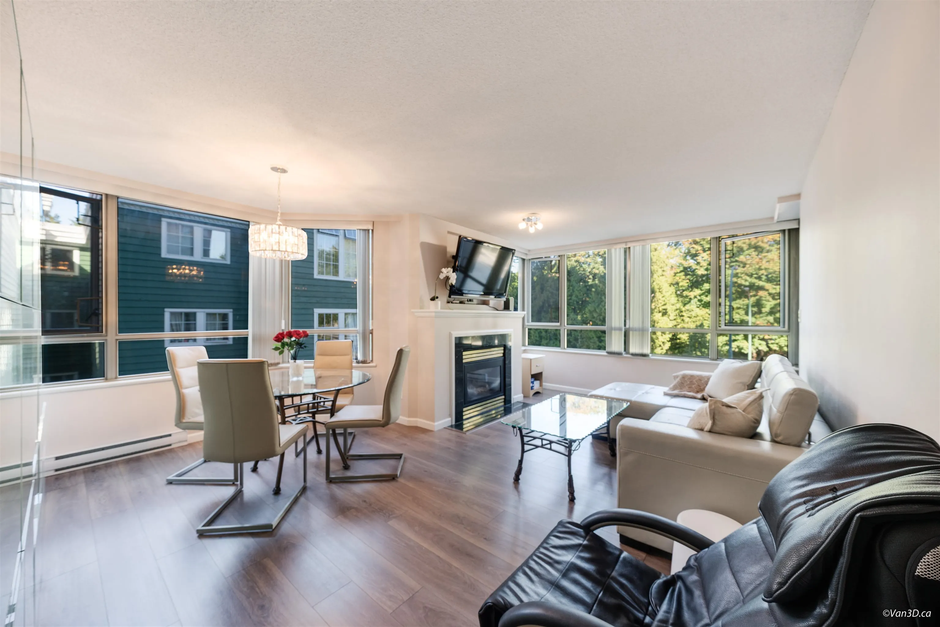 203 3070 Guildford Way