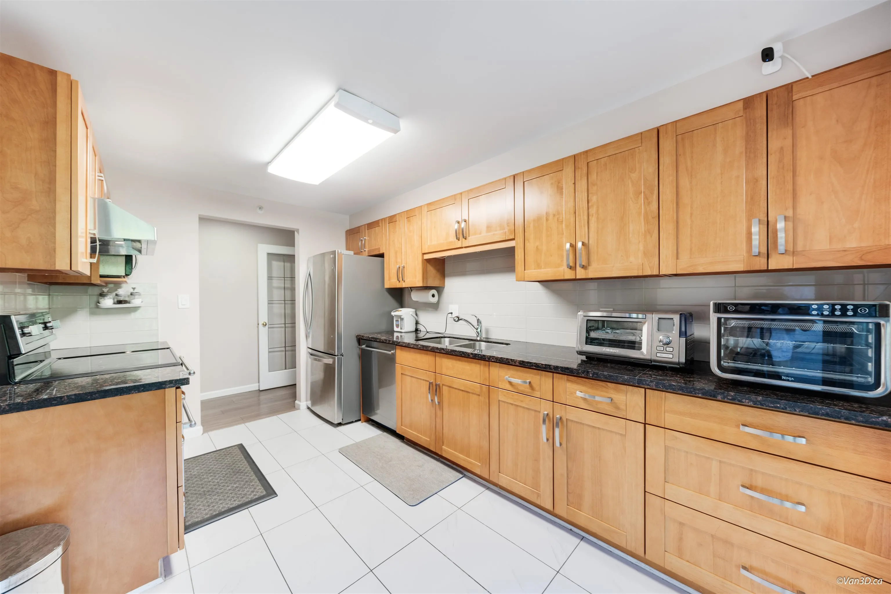 203 3070 Guildford Way