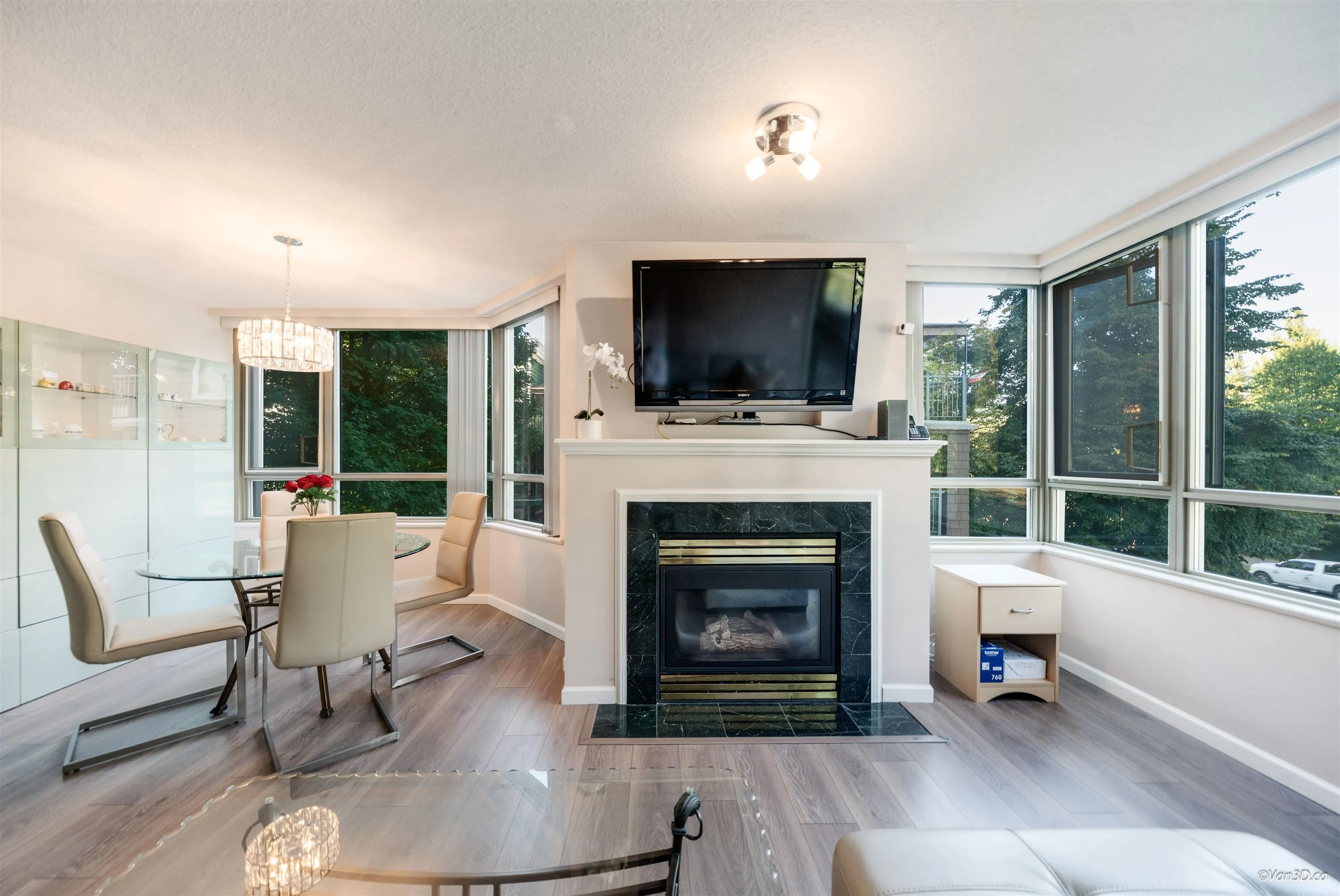 203 3070 Guildford Way