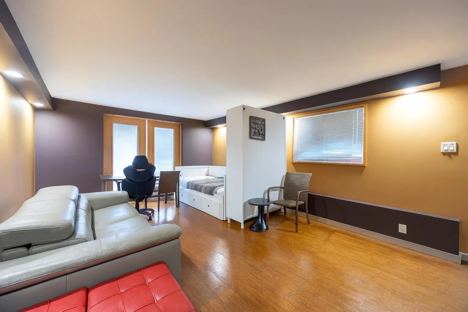 873 Baycrest Drive