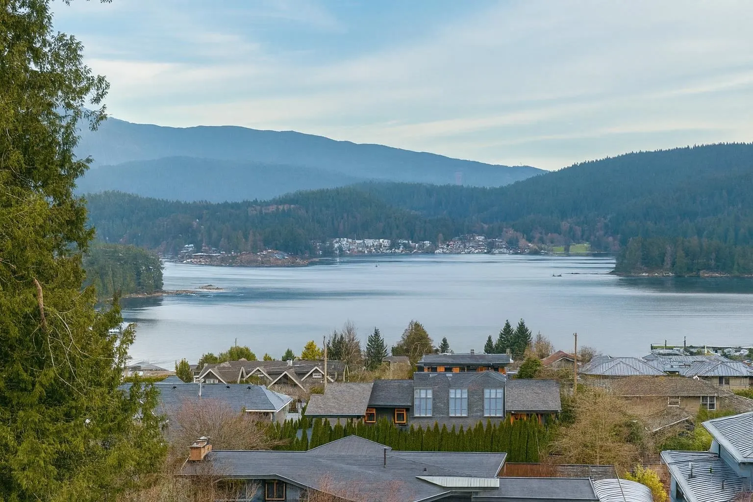 873 Baycrest Drive