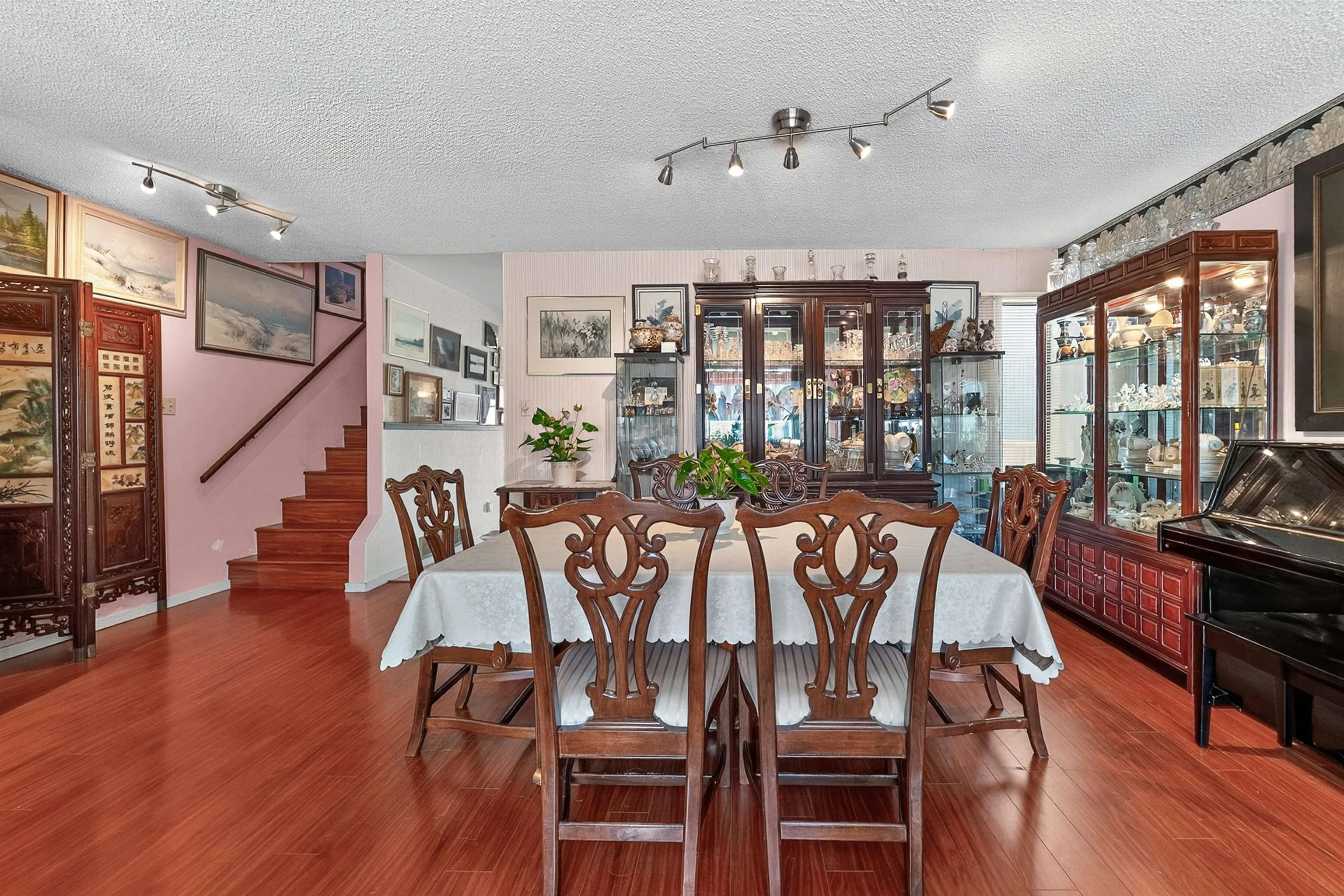 1209 Nestor Street