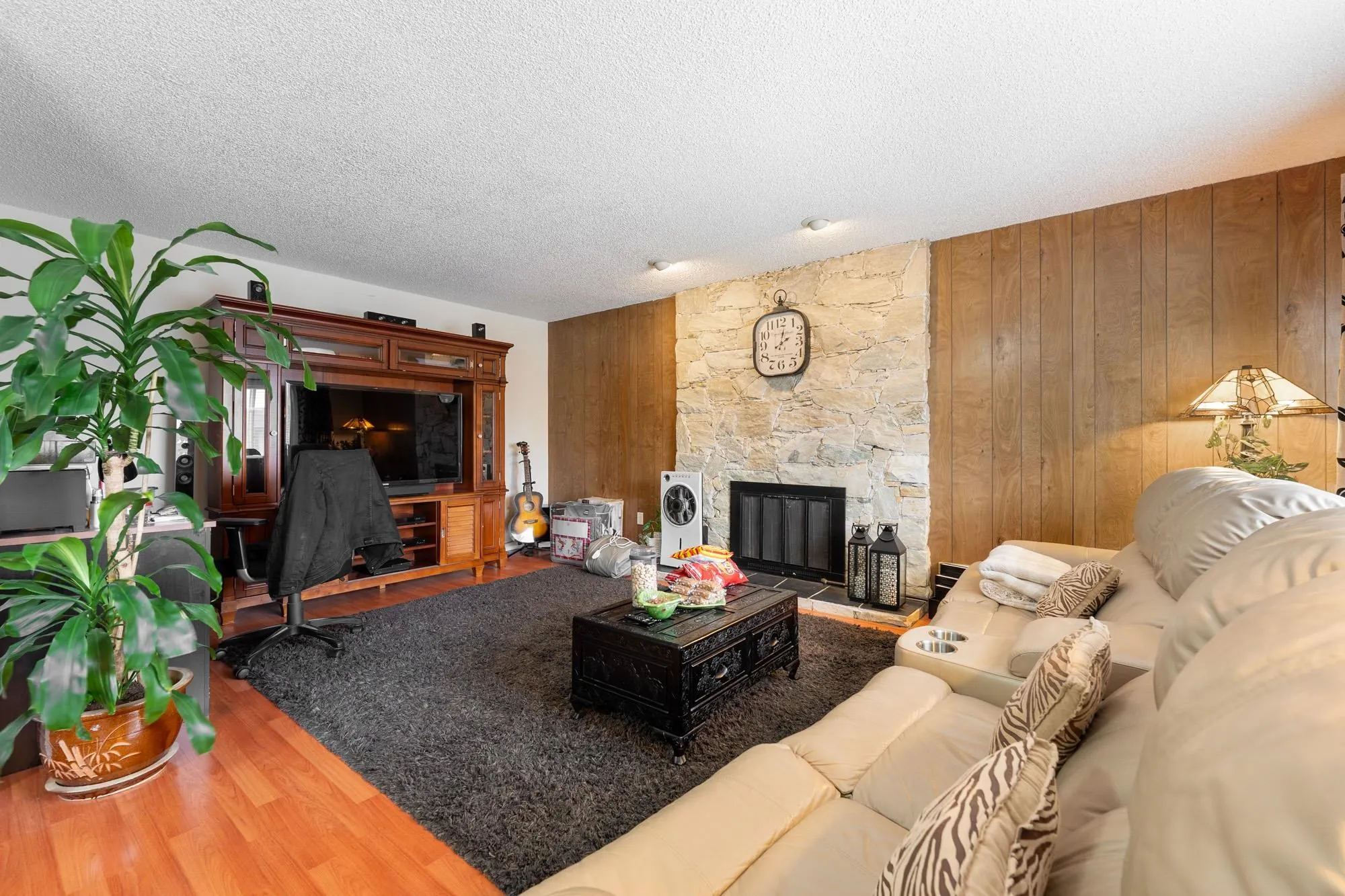 3391 Bowen Drive