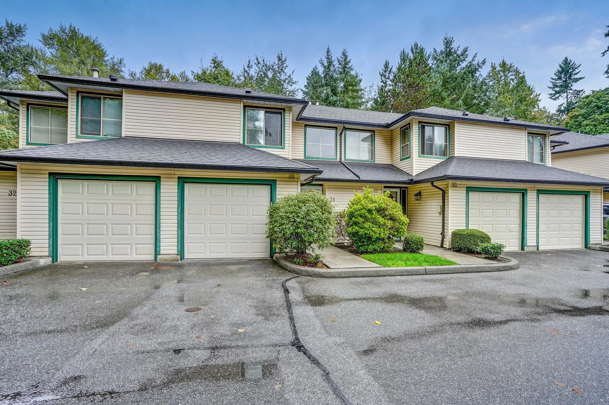 31 21960 River Road