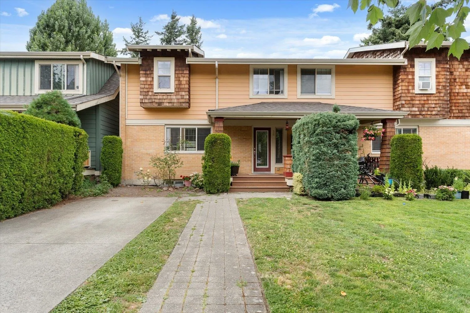 36 5960 Cowichan Street