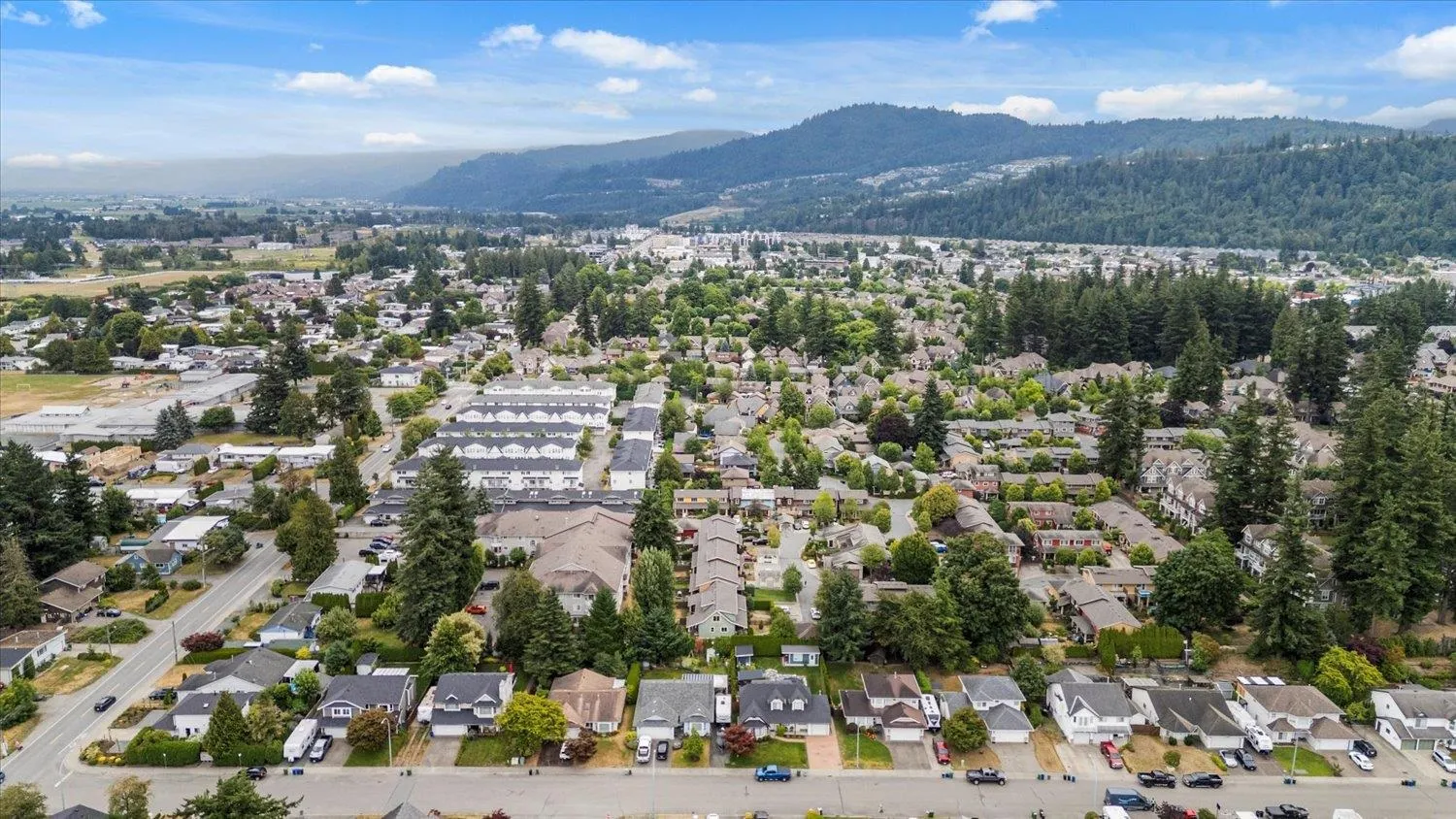 36 5960 Cowichan Street