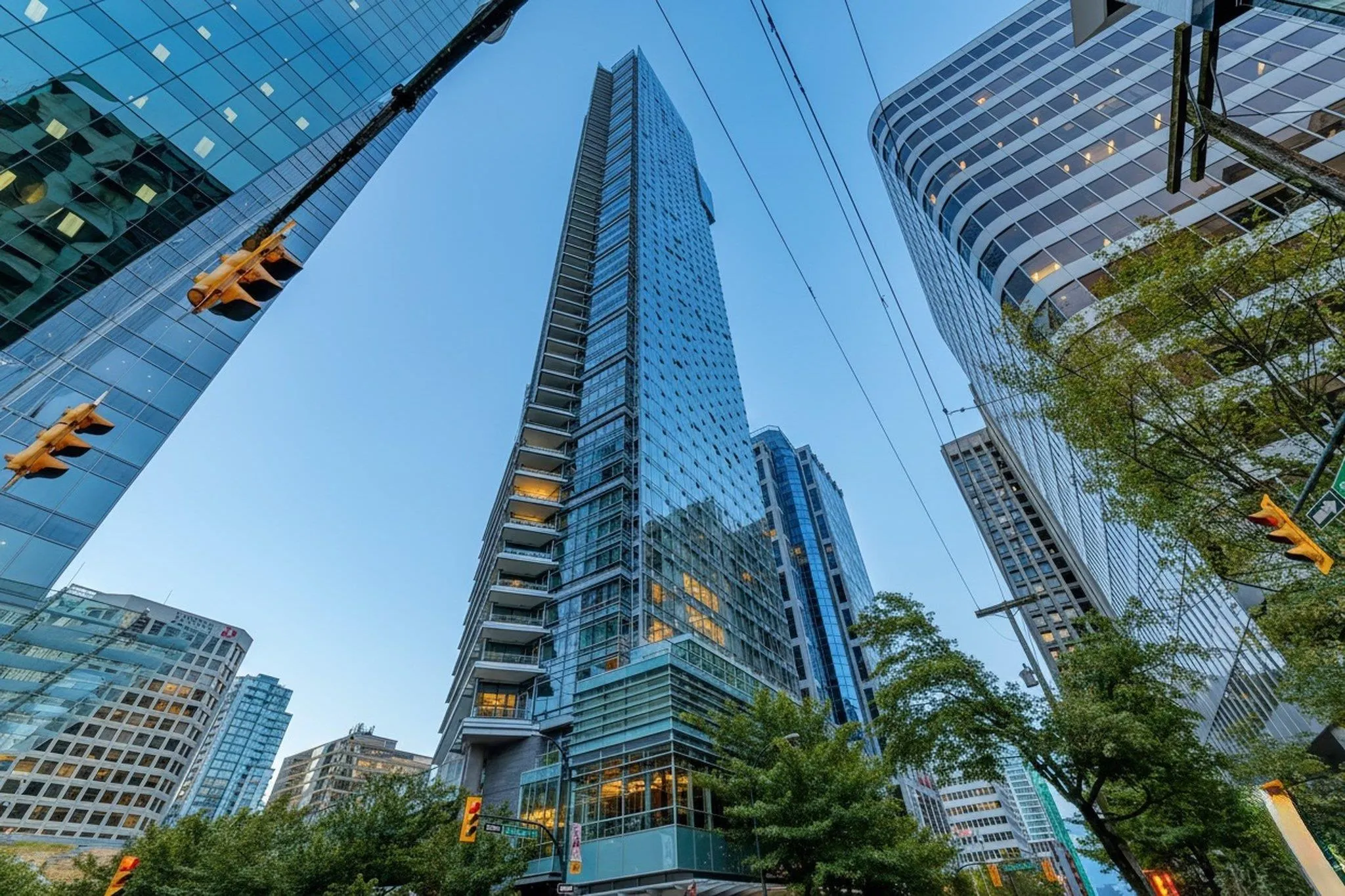 1702 1111 Alberni Street