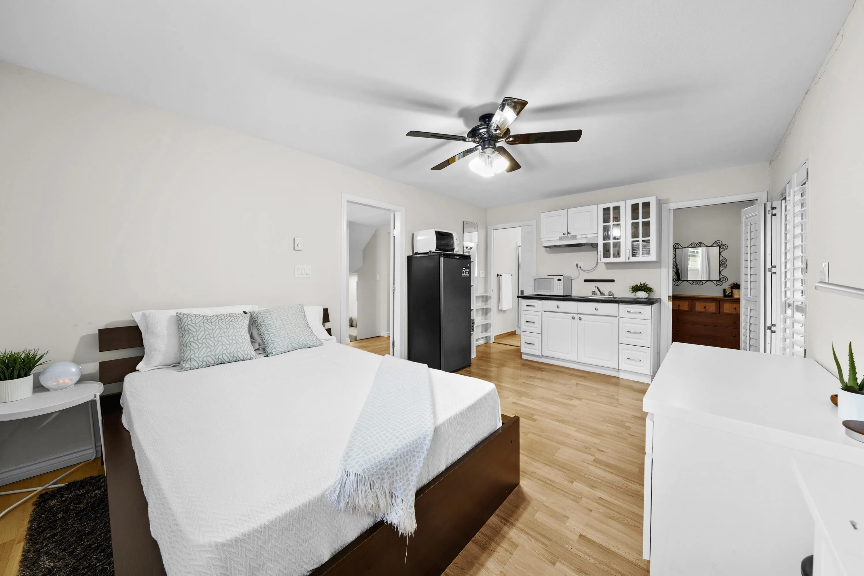 1184 Parkland Drive