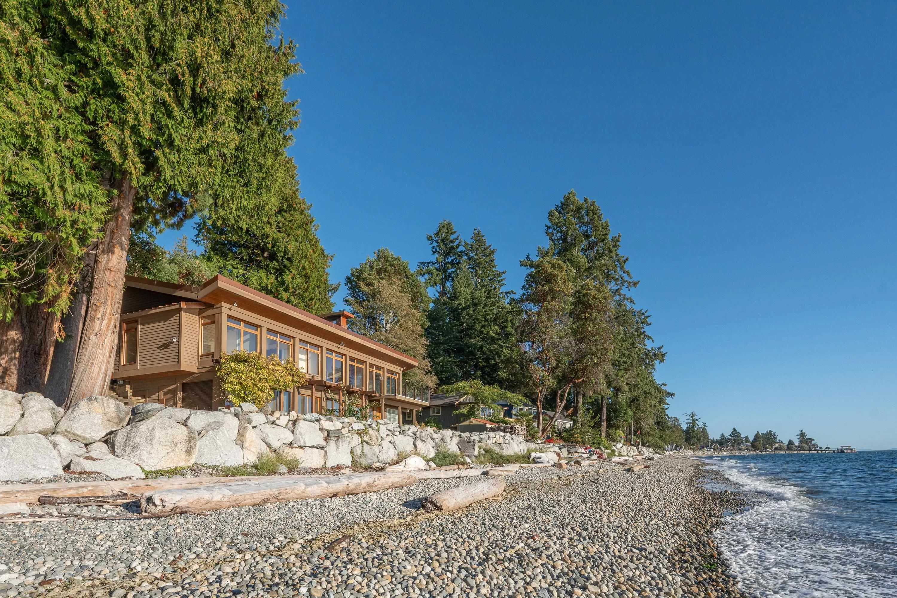4893 Sunshine Coast Highway