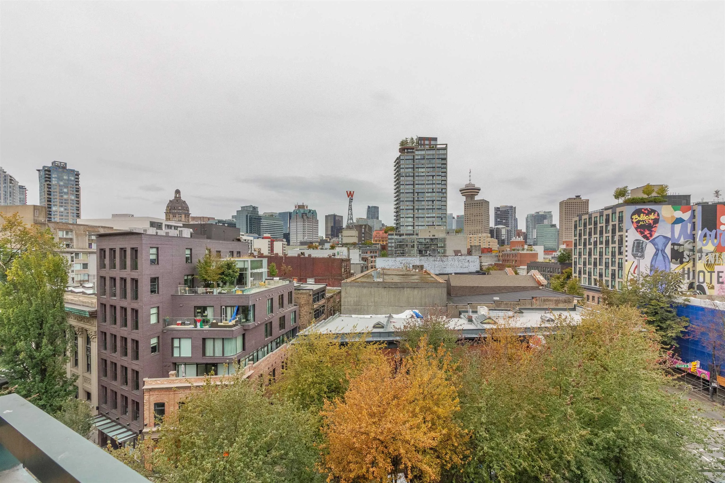 602 22 E Cordova Street