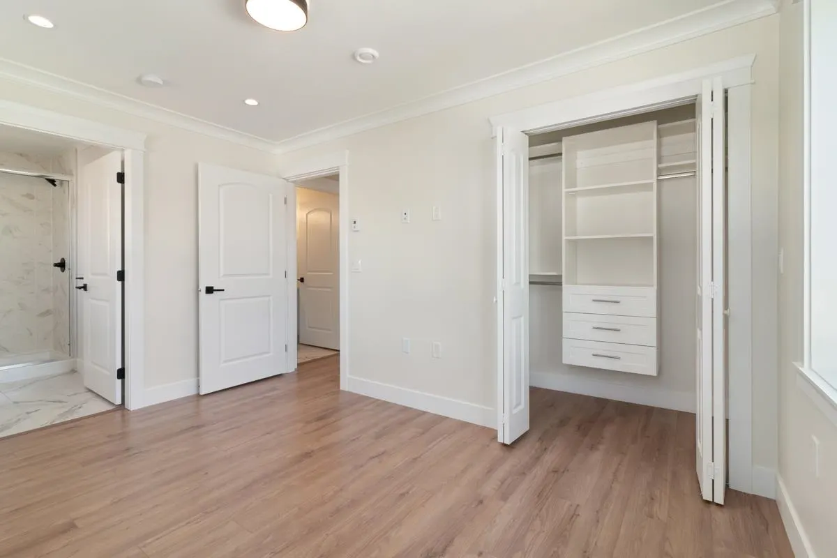 3843 Fleming Street