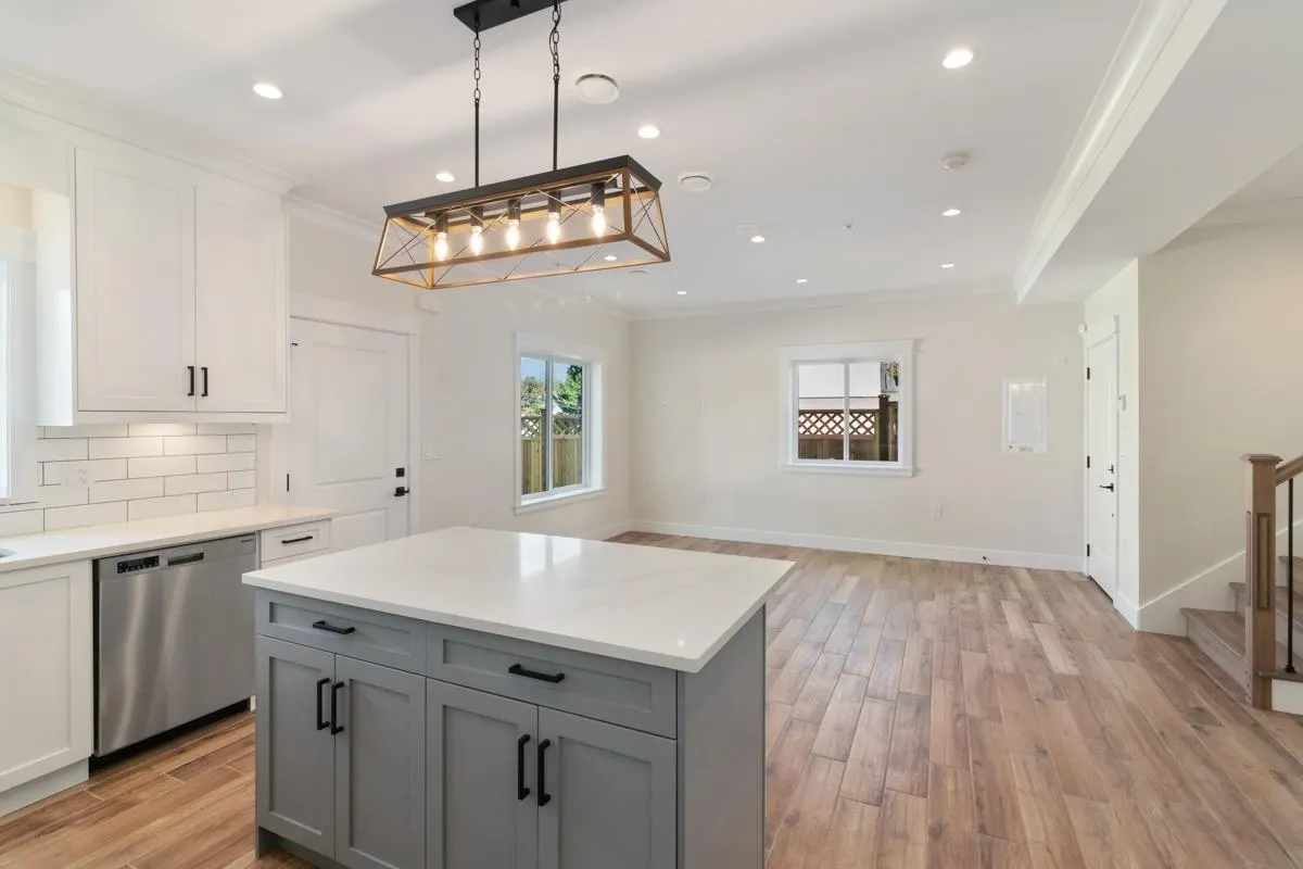 3843 Fleming Street