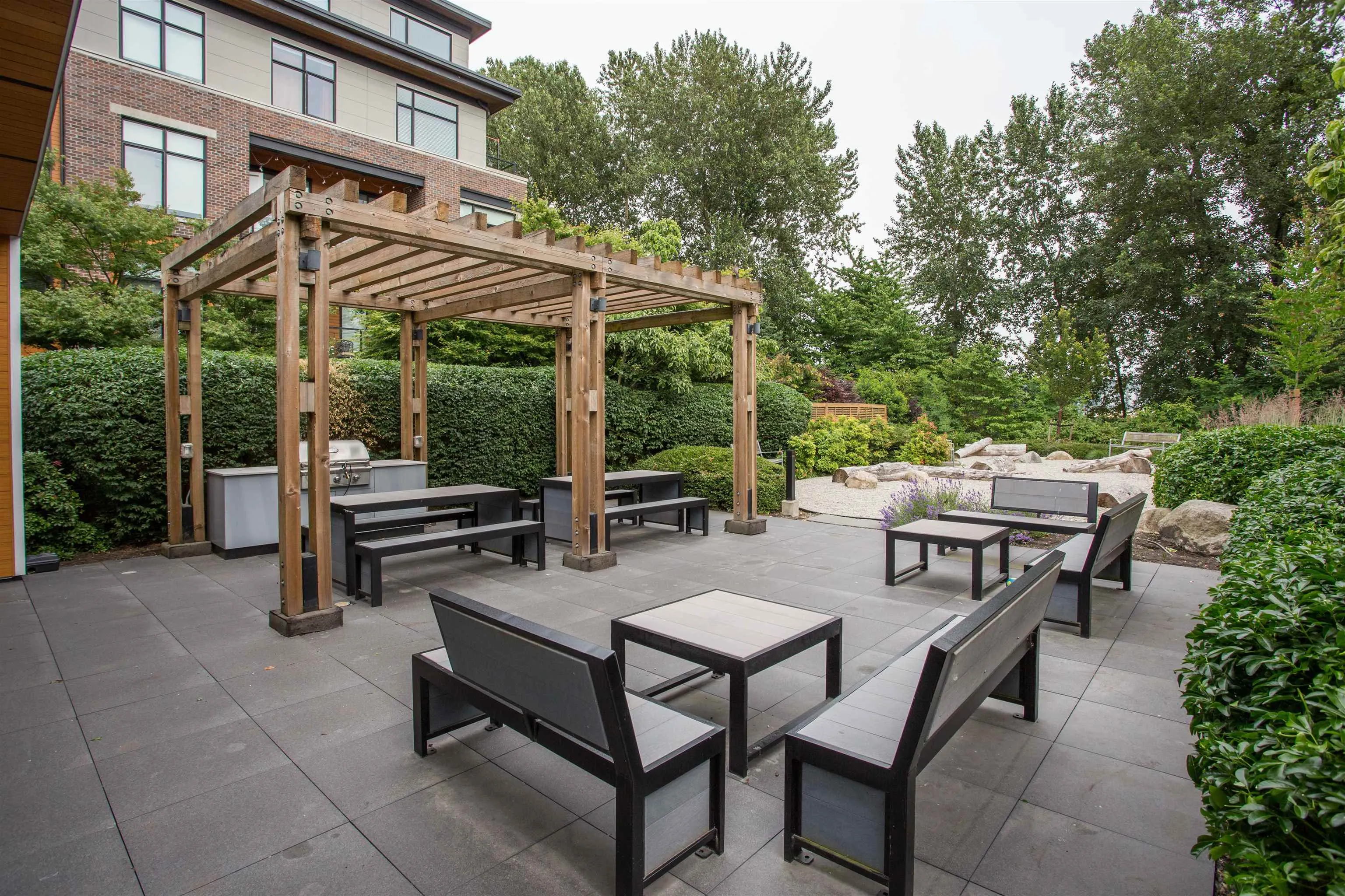 106 300 Salter Street