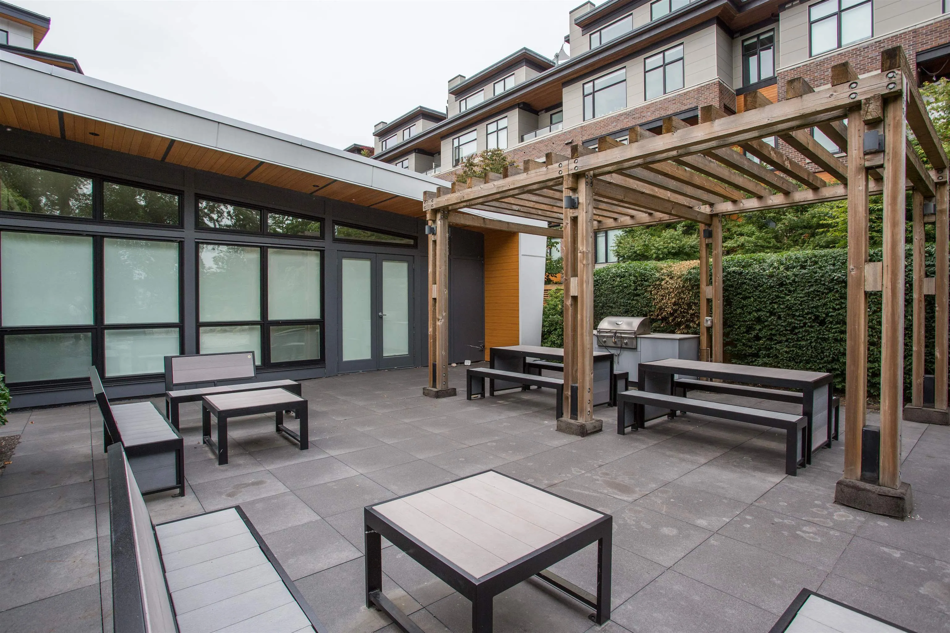 106 300 Salter Street