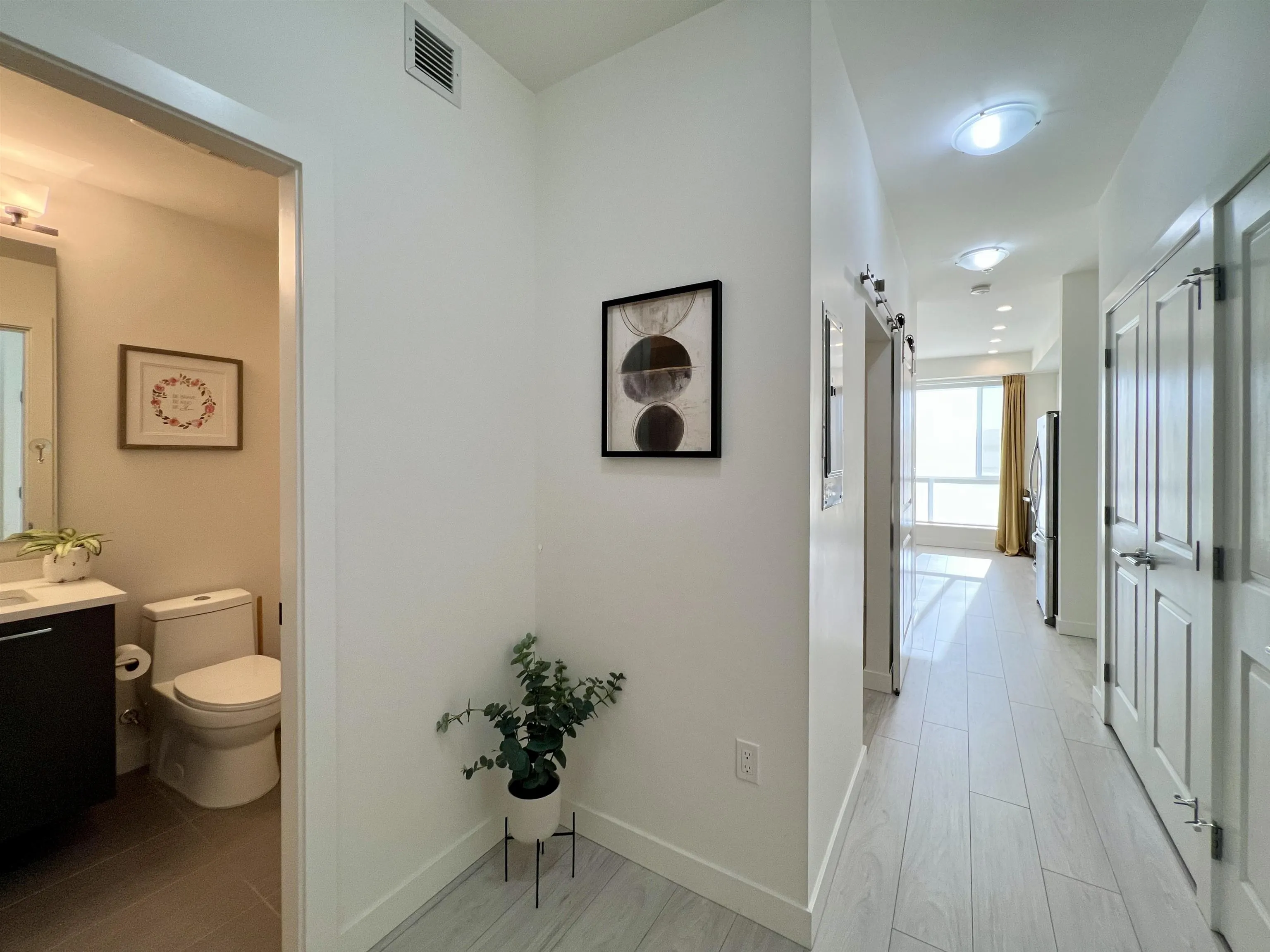B225 20834 80 Avenue