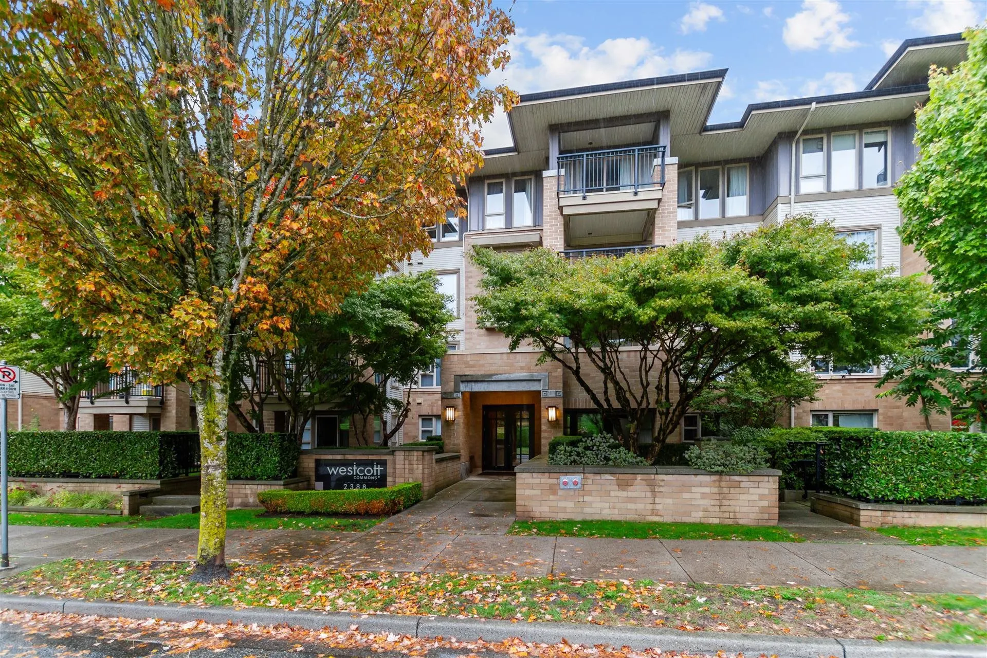 404 2388 Western Parkway