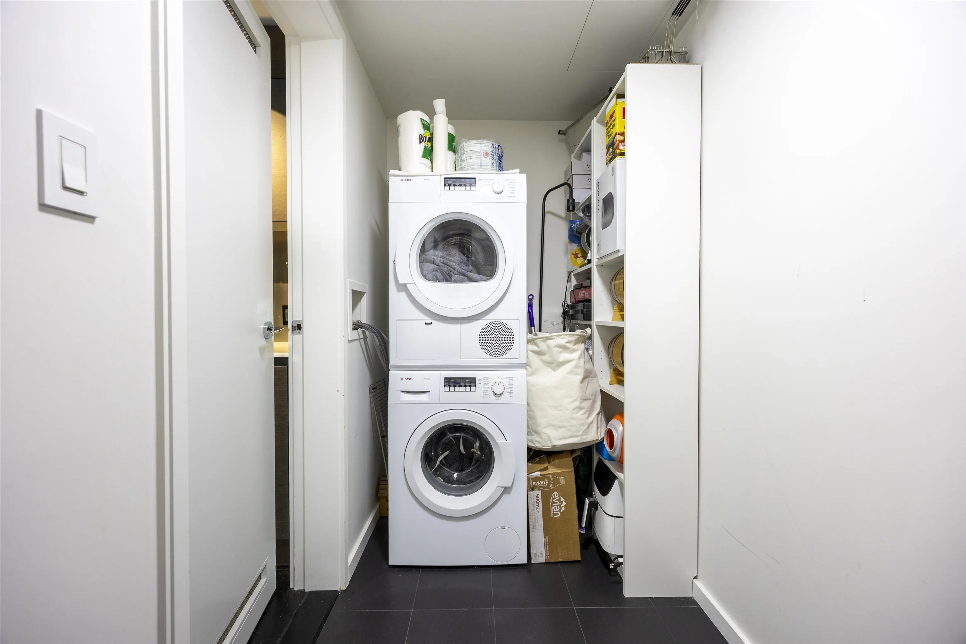 4205 1151 W Georgia Street