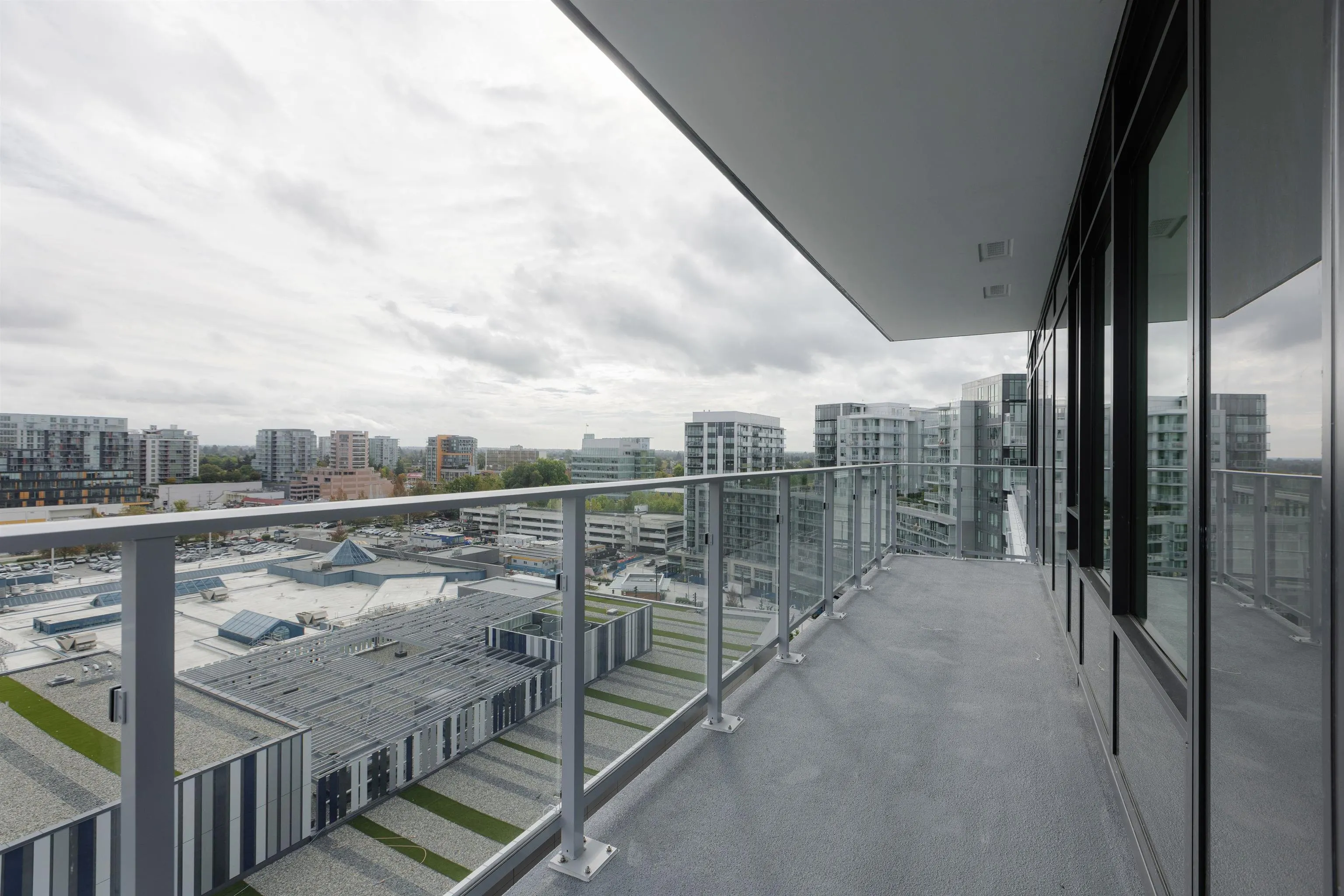 1117 6500 Minoru Boulevard