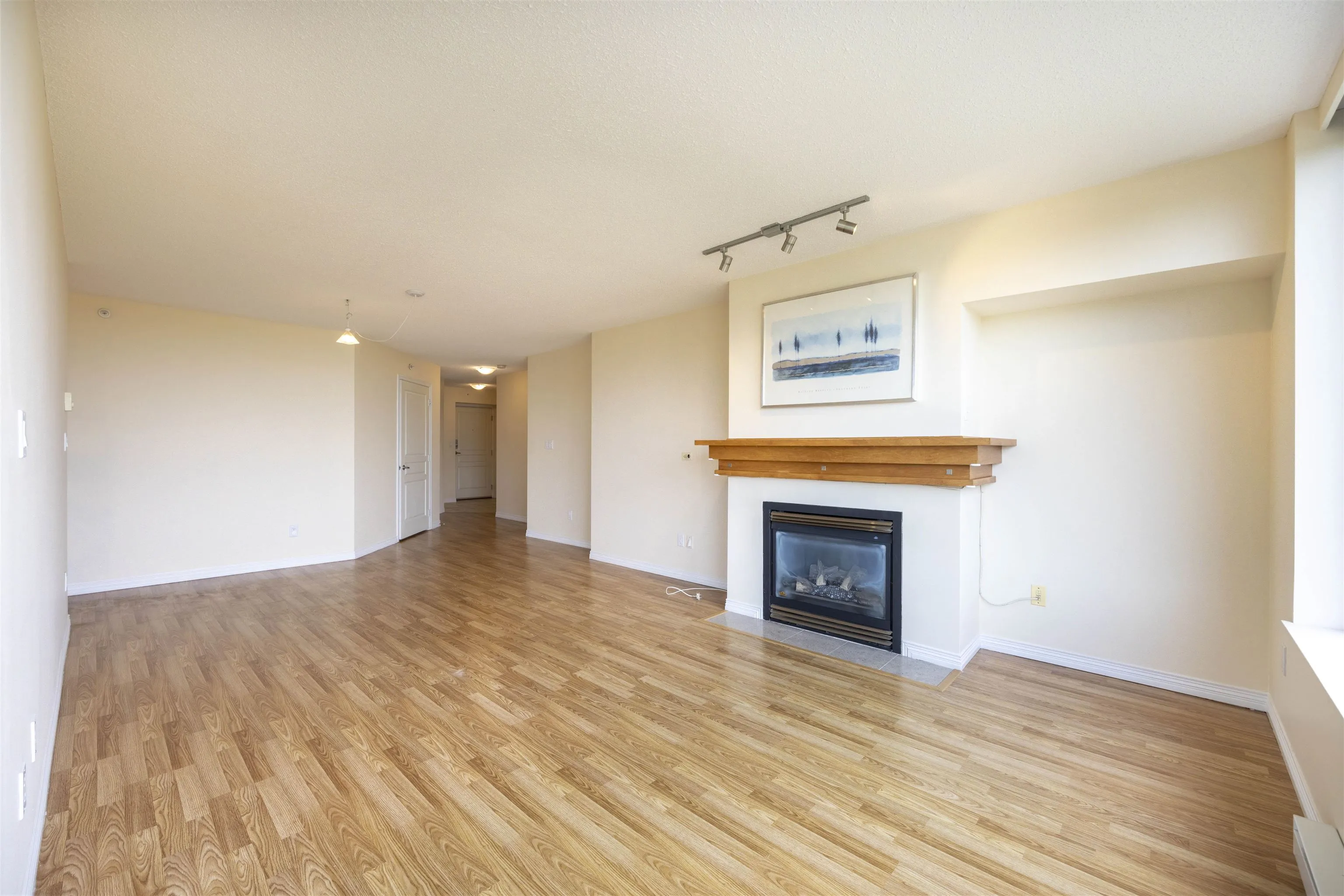 1001 5639 Hampton Place