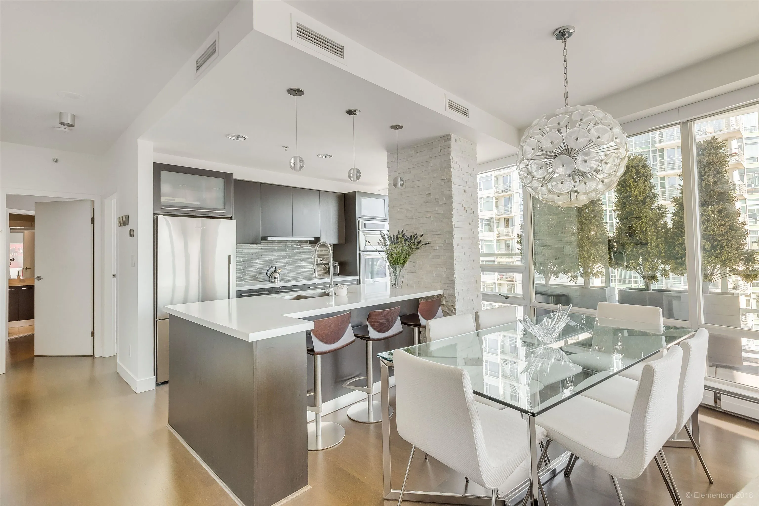 2903 1201 Marinaside Crescent