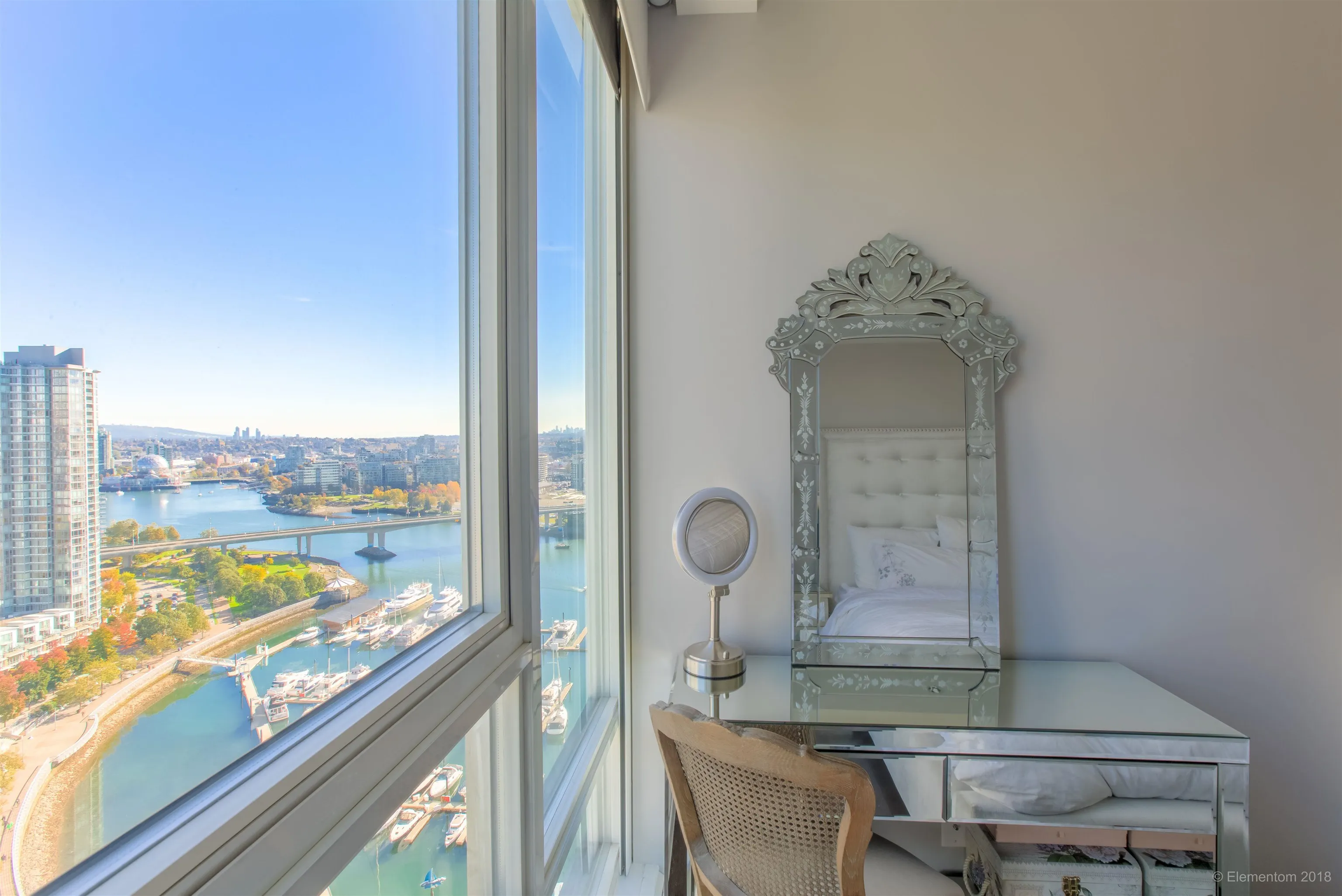 2903 1201 Marinaside Crescent