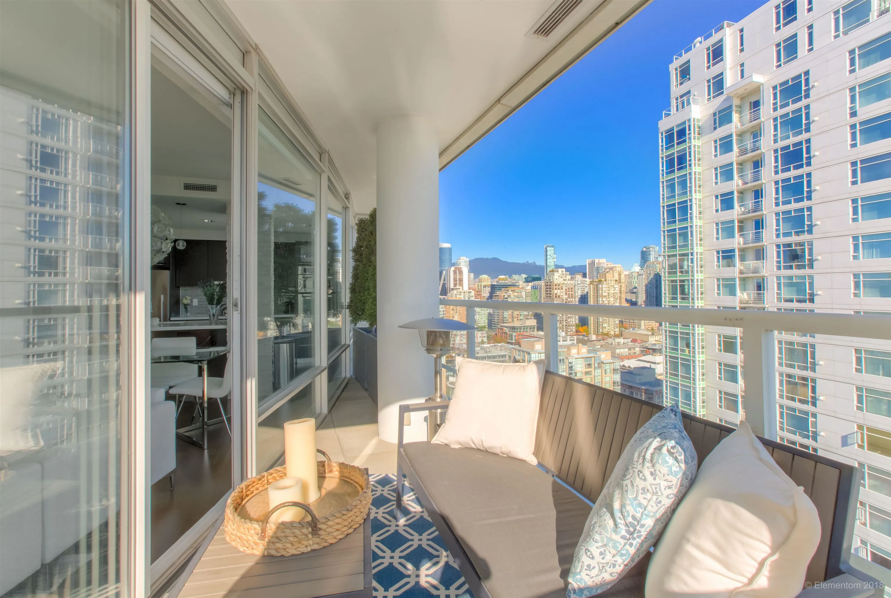 2903 1201 Marinaside Crescent