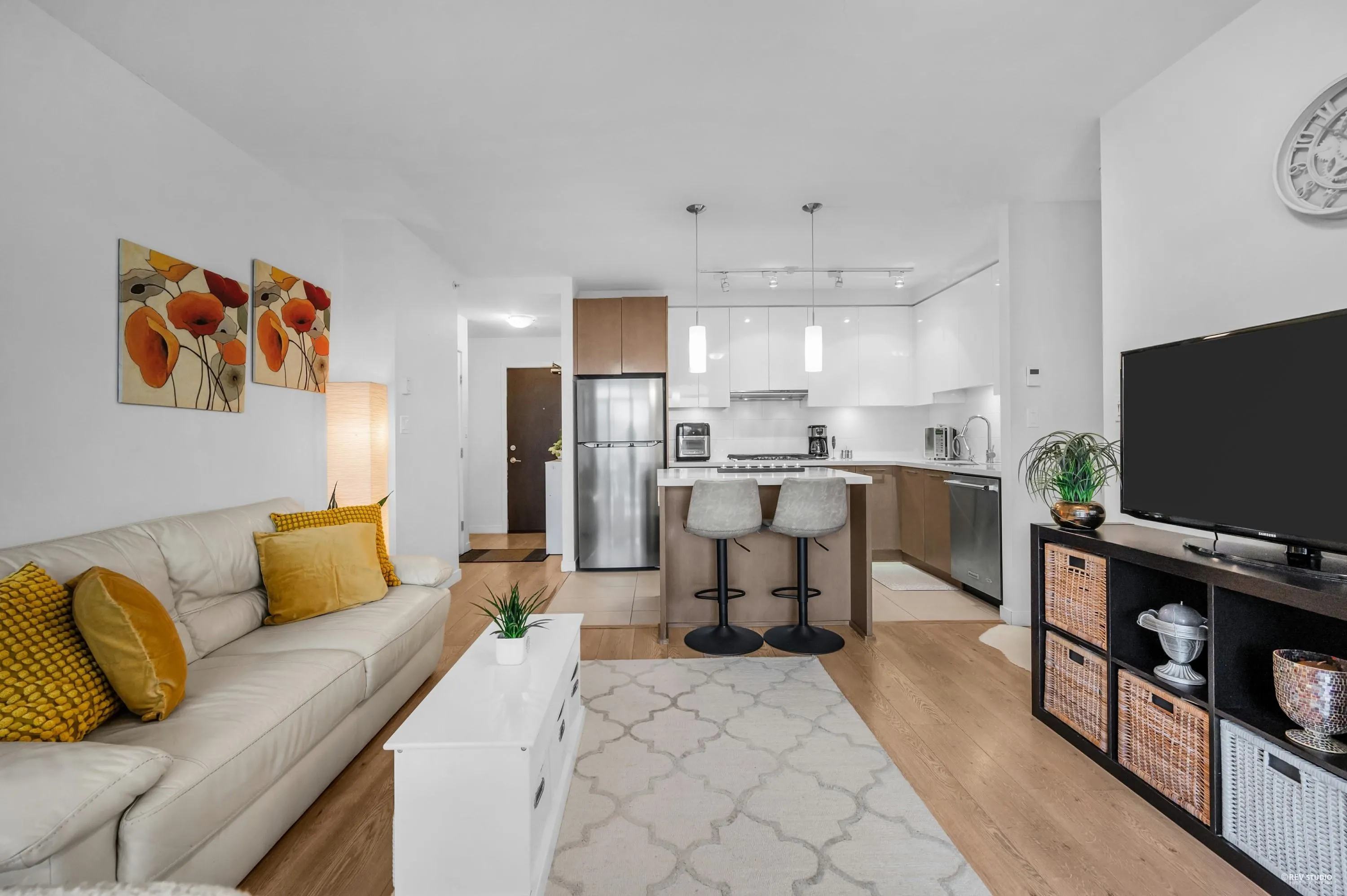 3201 3080 Lincoln Avenue