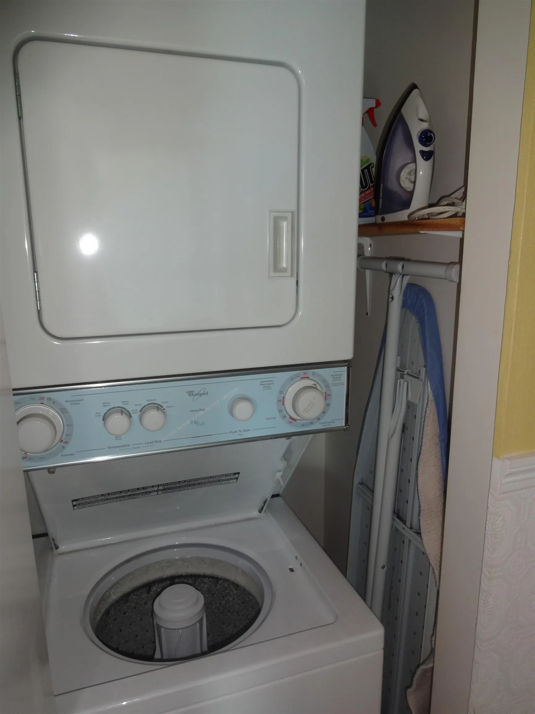 1803 1328 W Pender Street