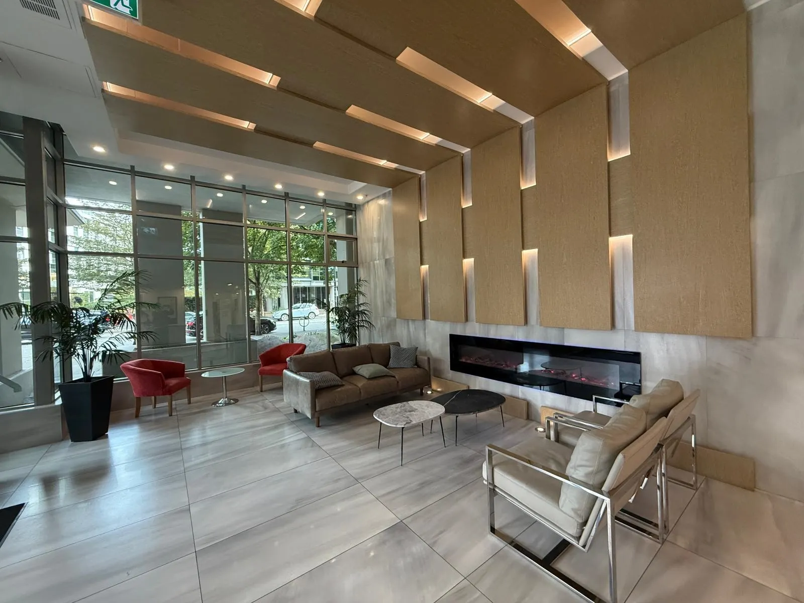 1803 1328 W Pender Street