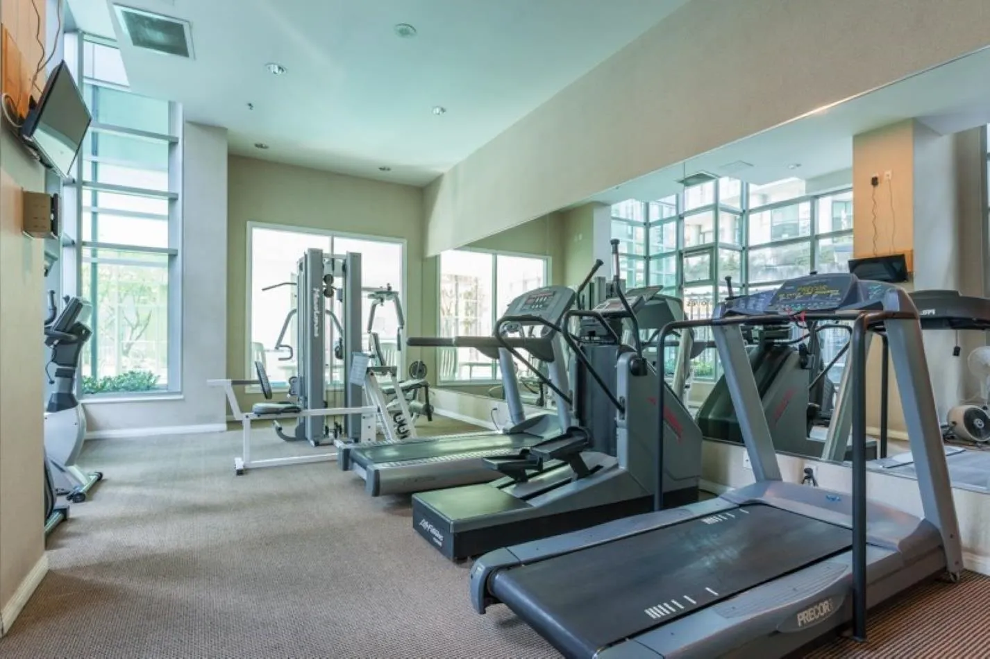 1803 1328 W Pender Street