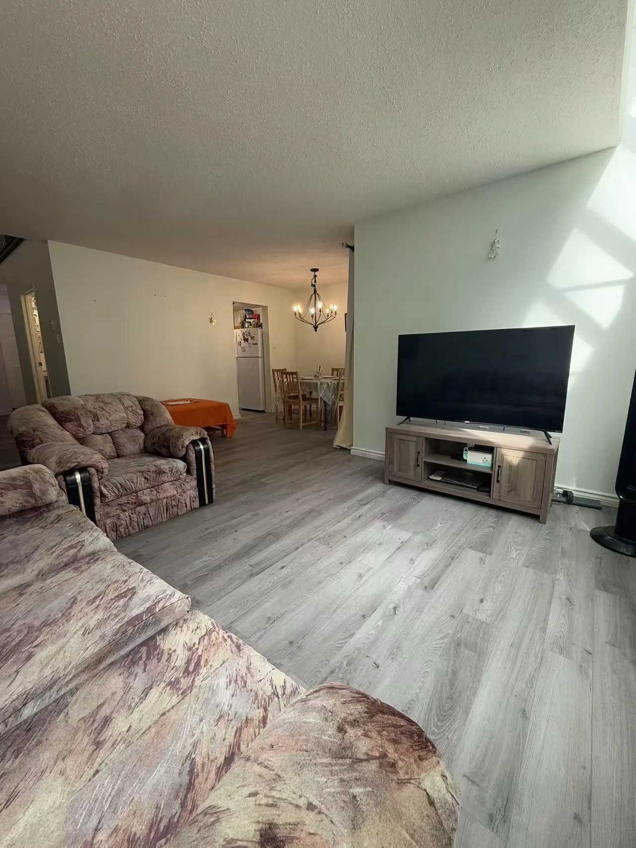 28 20307 53 Avenue