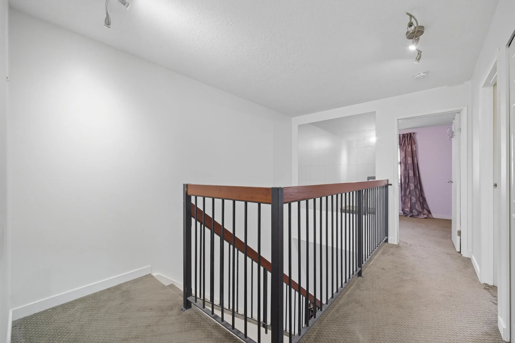 28 20307 53 Avenue