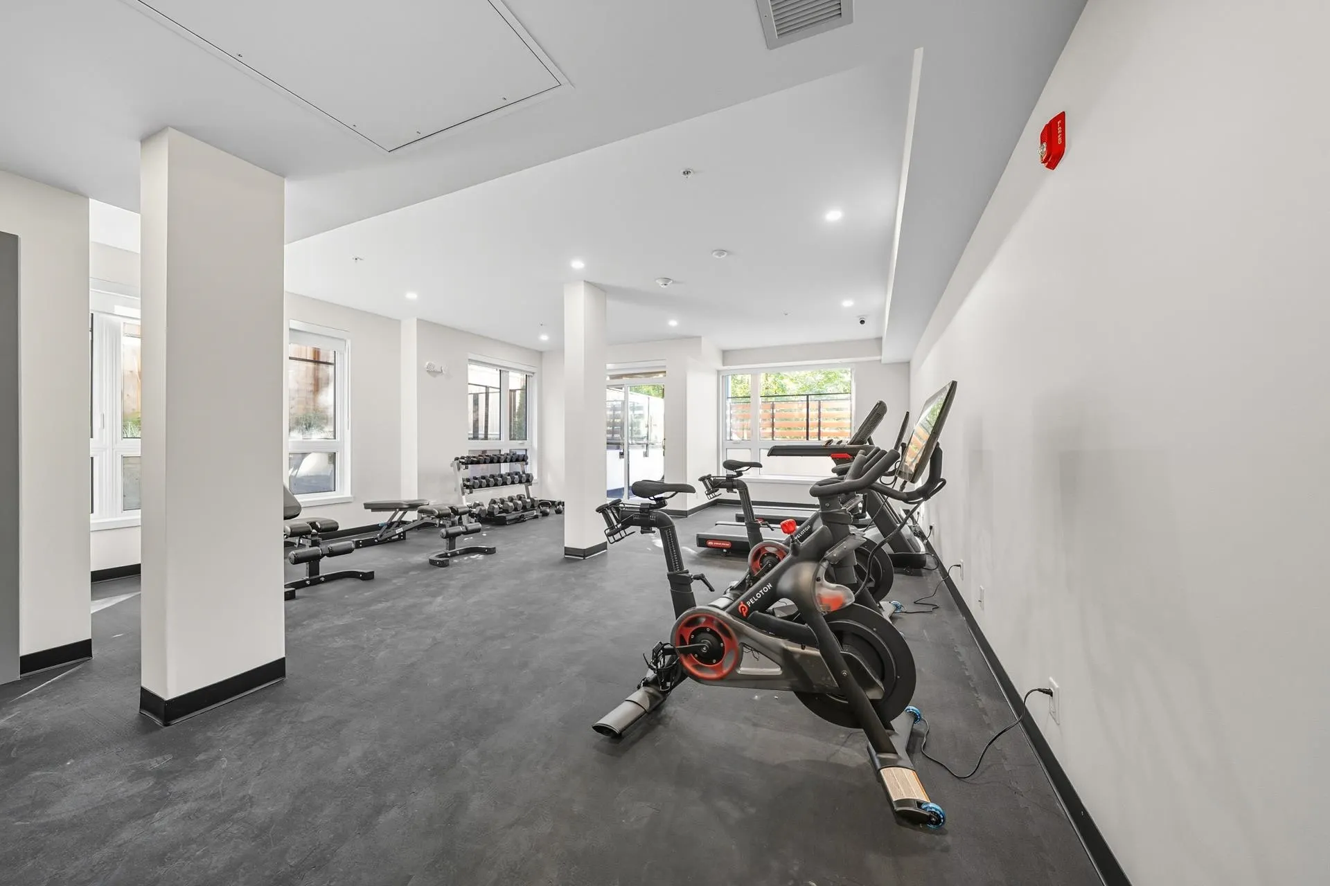 111 150 James Road