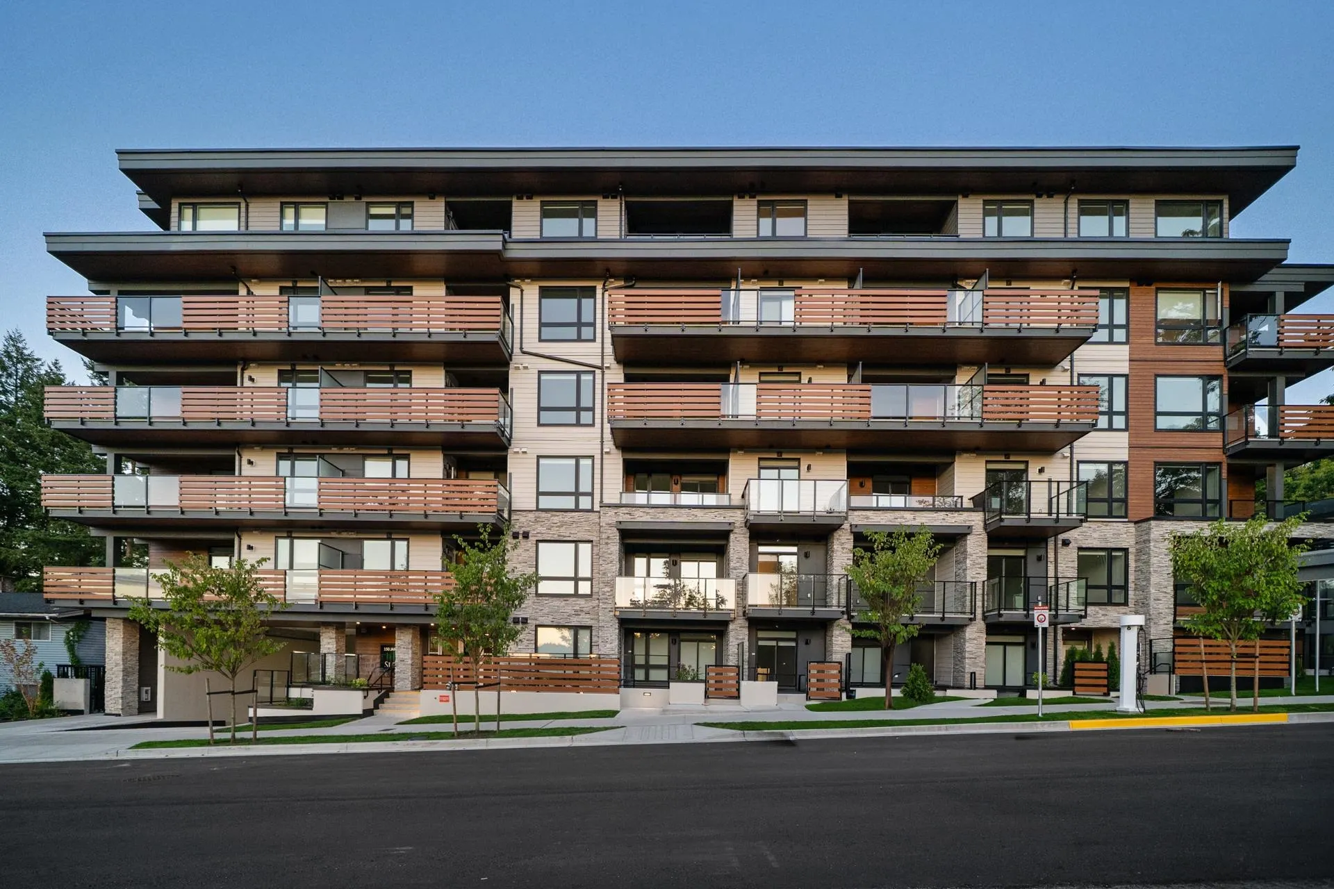 111 150 James Road