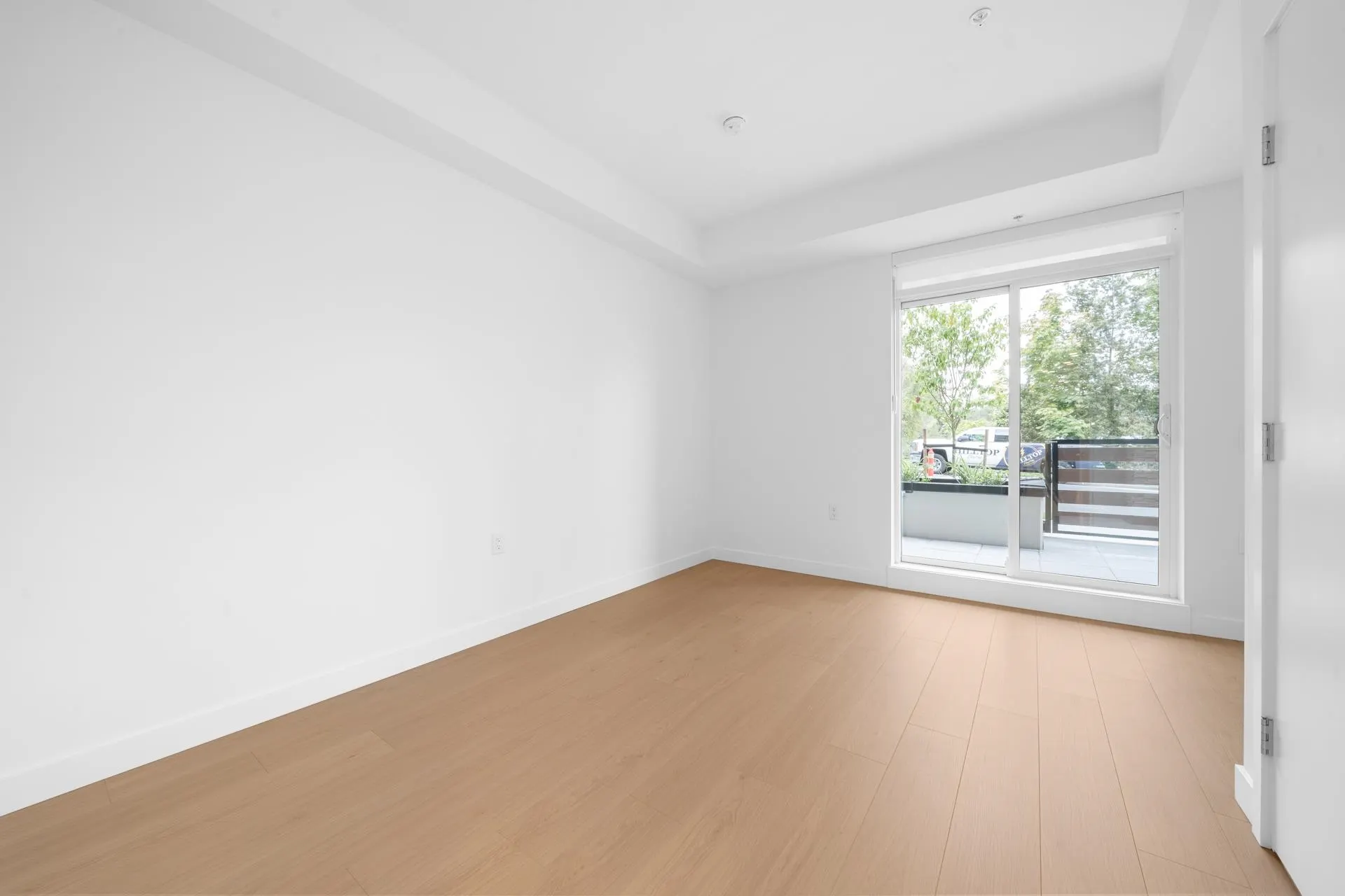 111 150 James Road