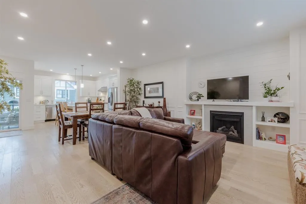 3 34121 George Ferguson Way