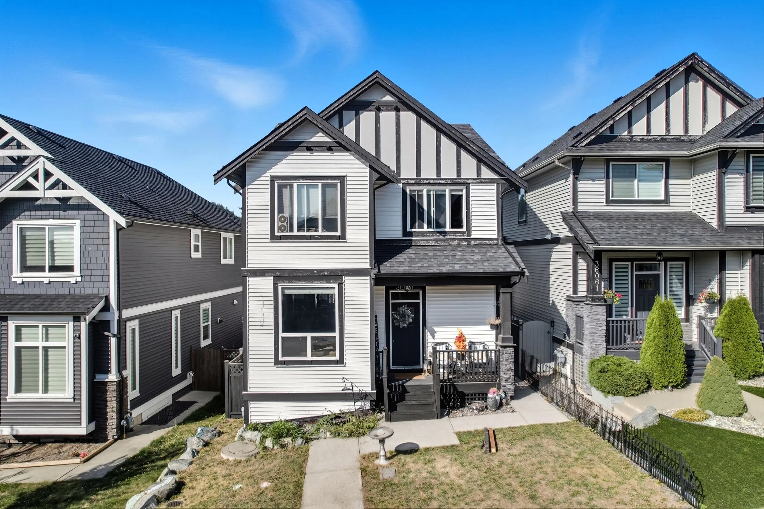 36051 Emily Carr Green