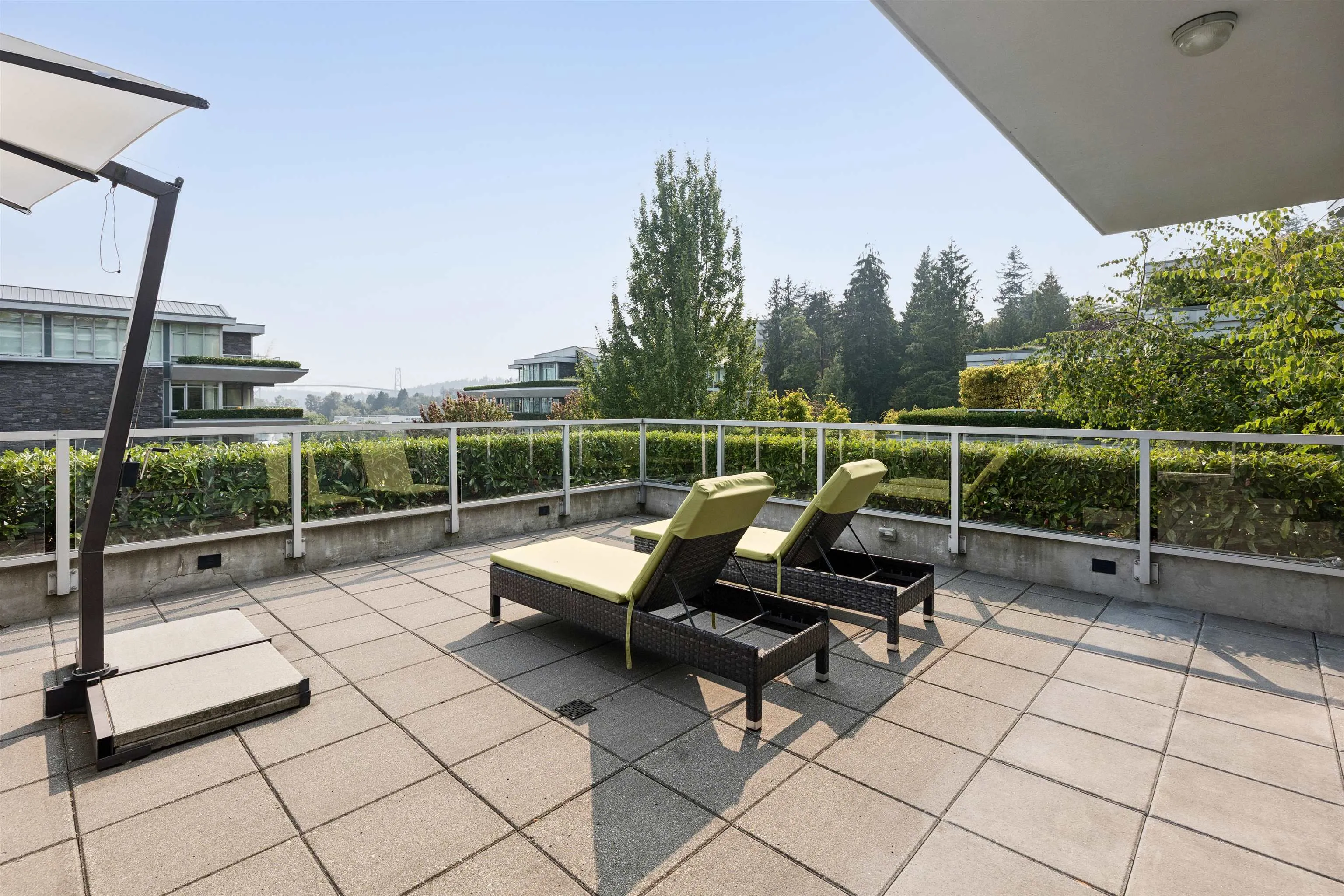 201 908 Keith Road