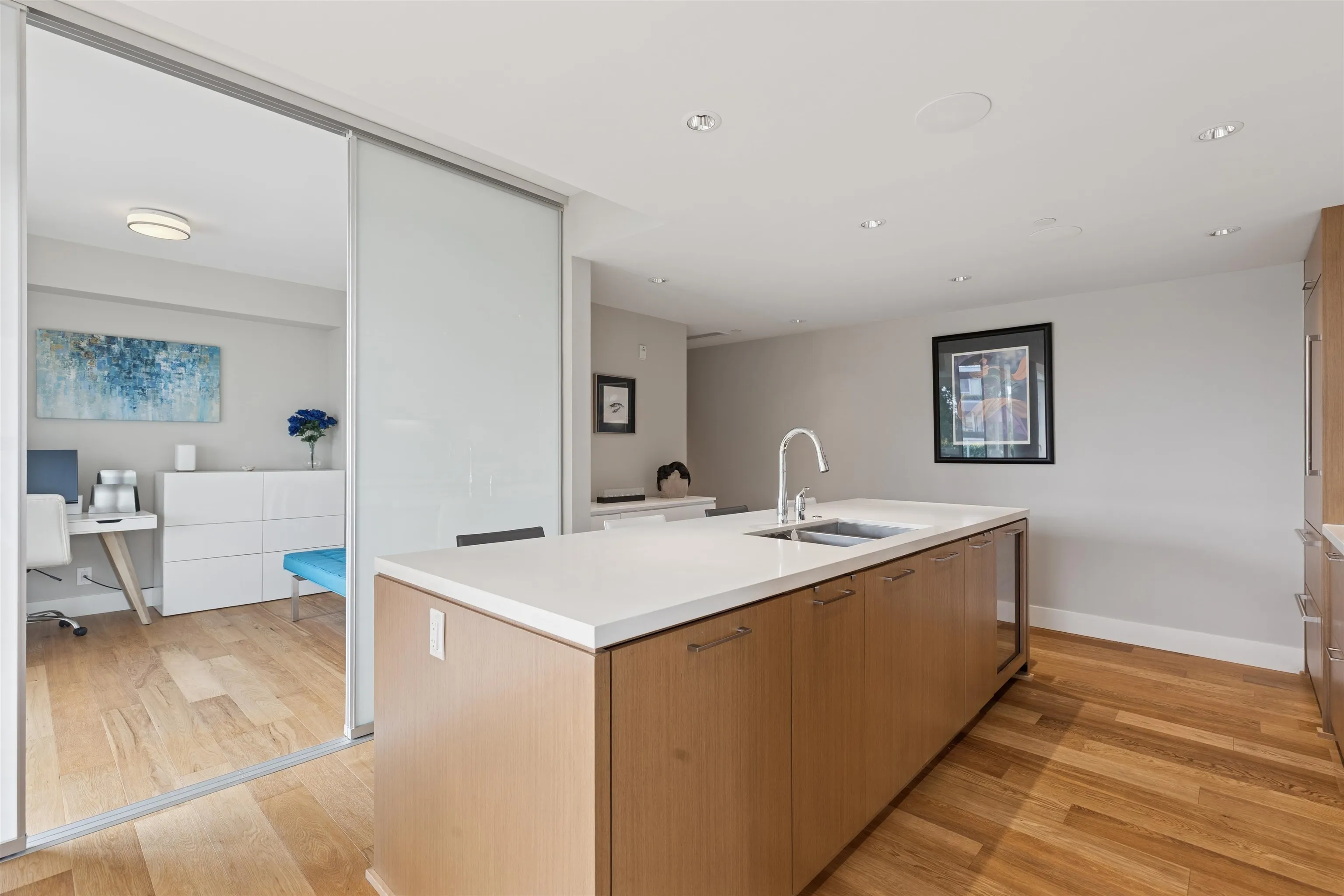 201 908 Keith Road