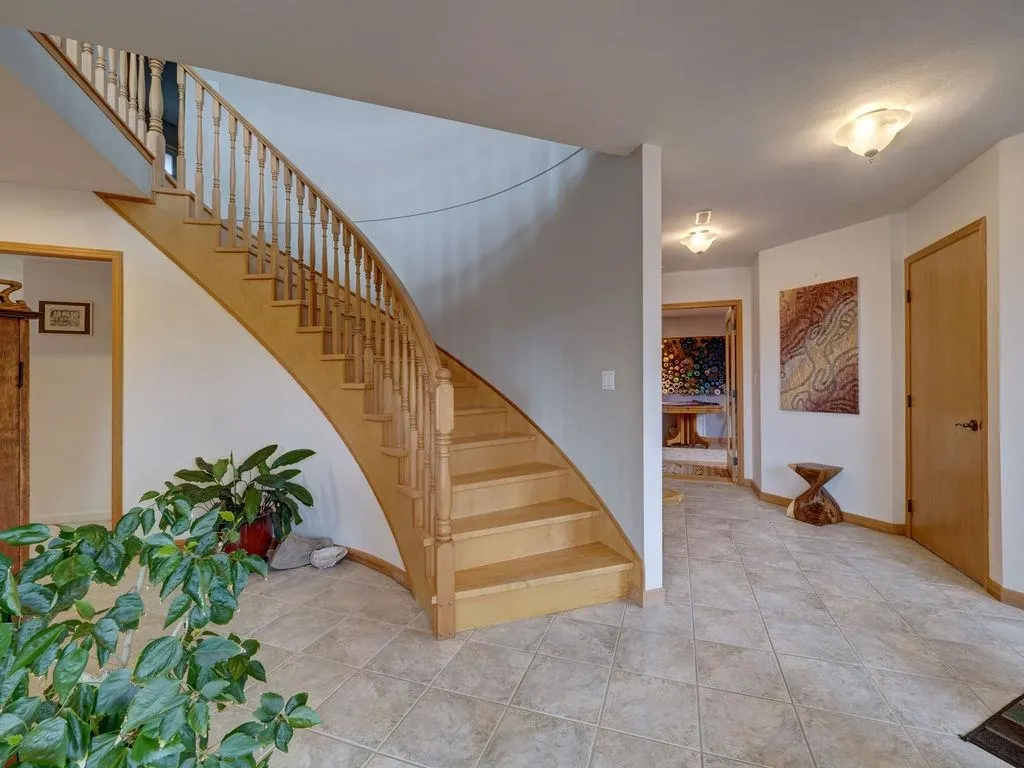 806 Oceanmount Boulevard