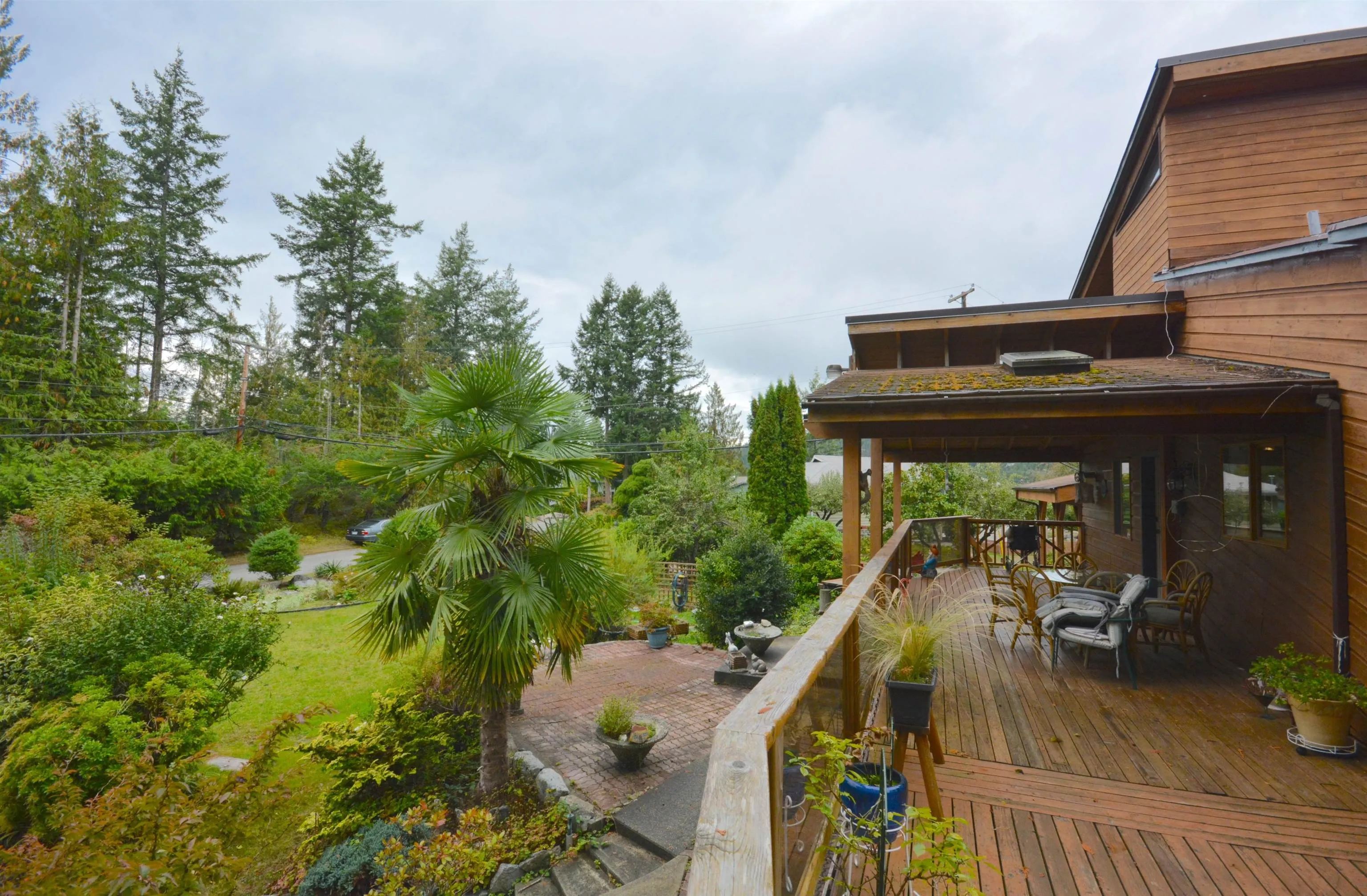 5085 Panorama Drive
