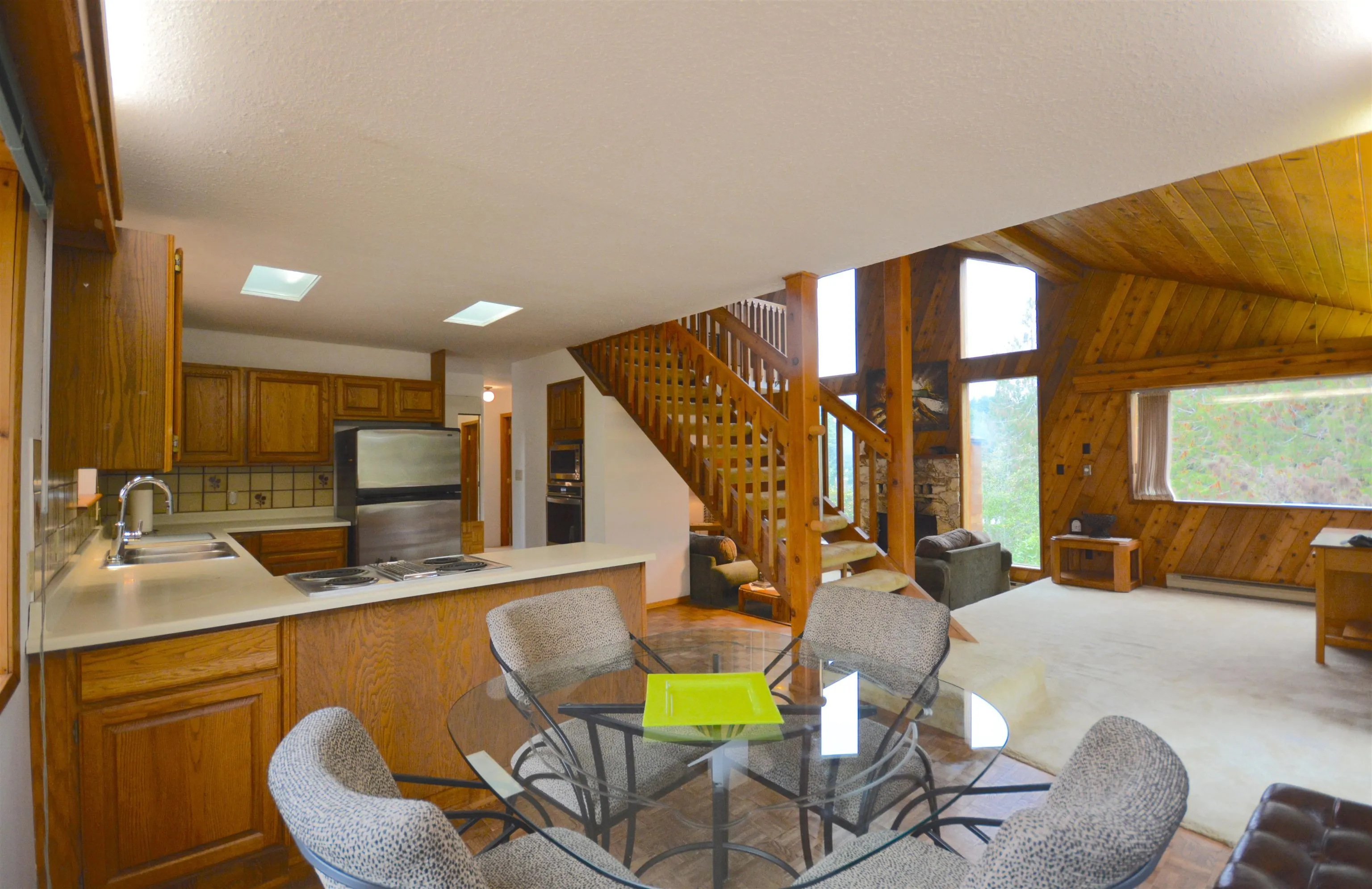 5085 Panorama Drive