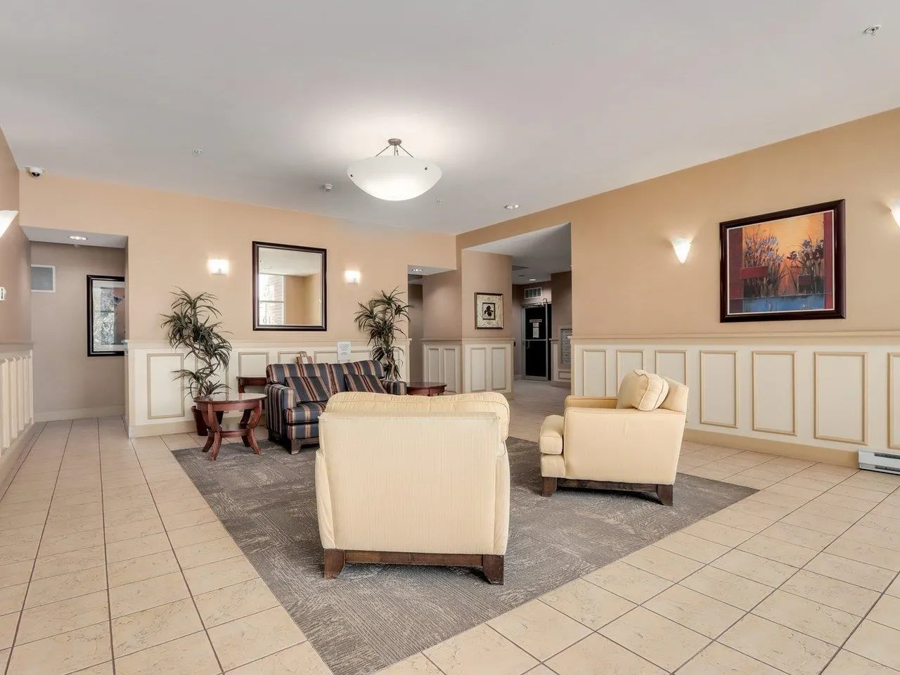 702 615 Hamilton Street