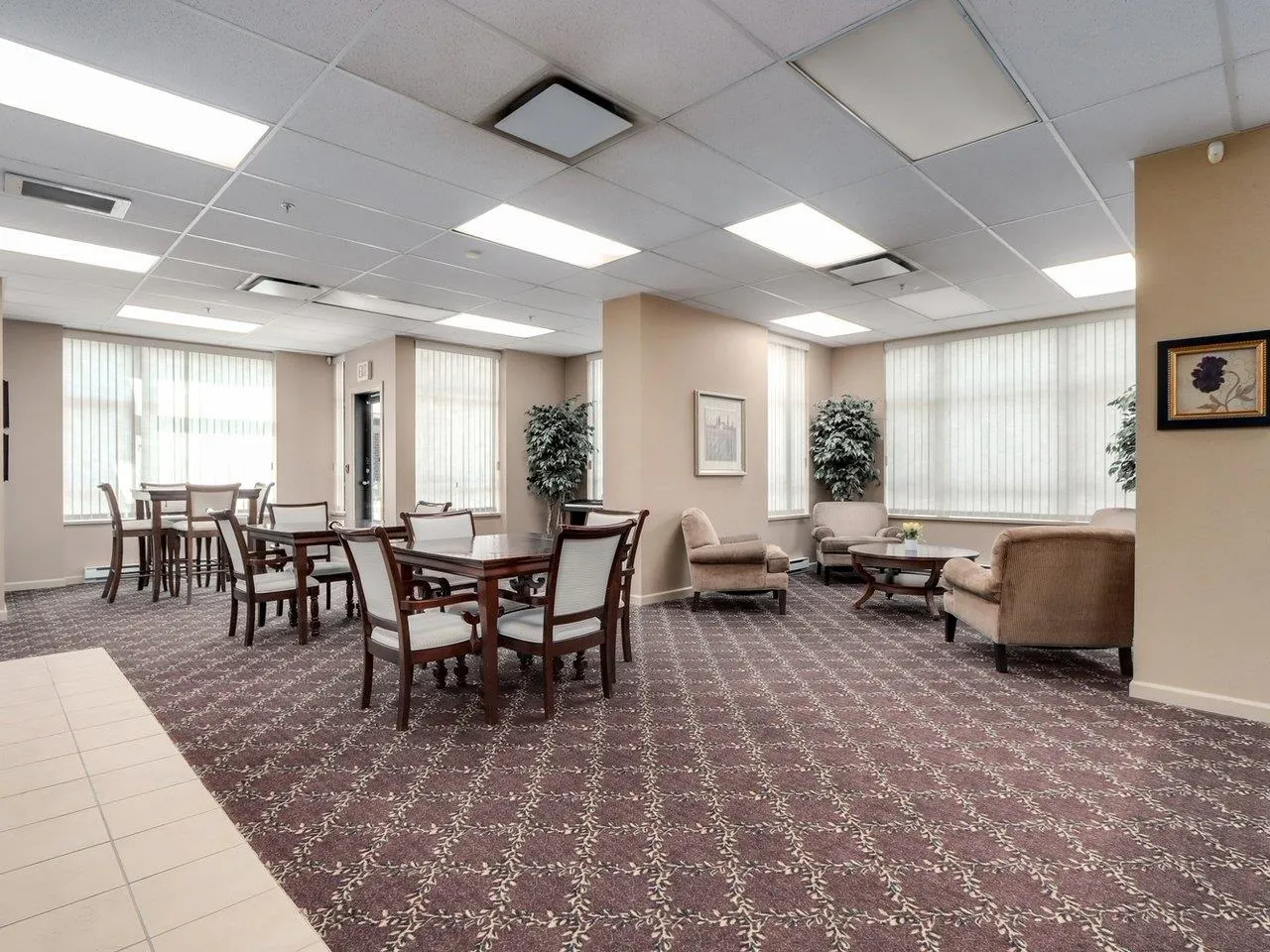 702 615 Hamilton Street