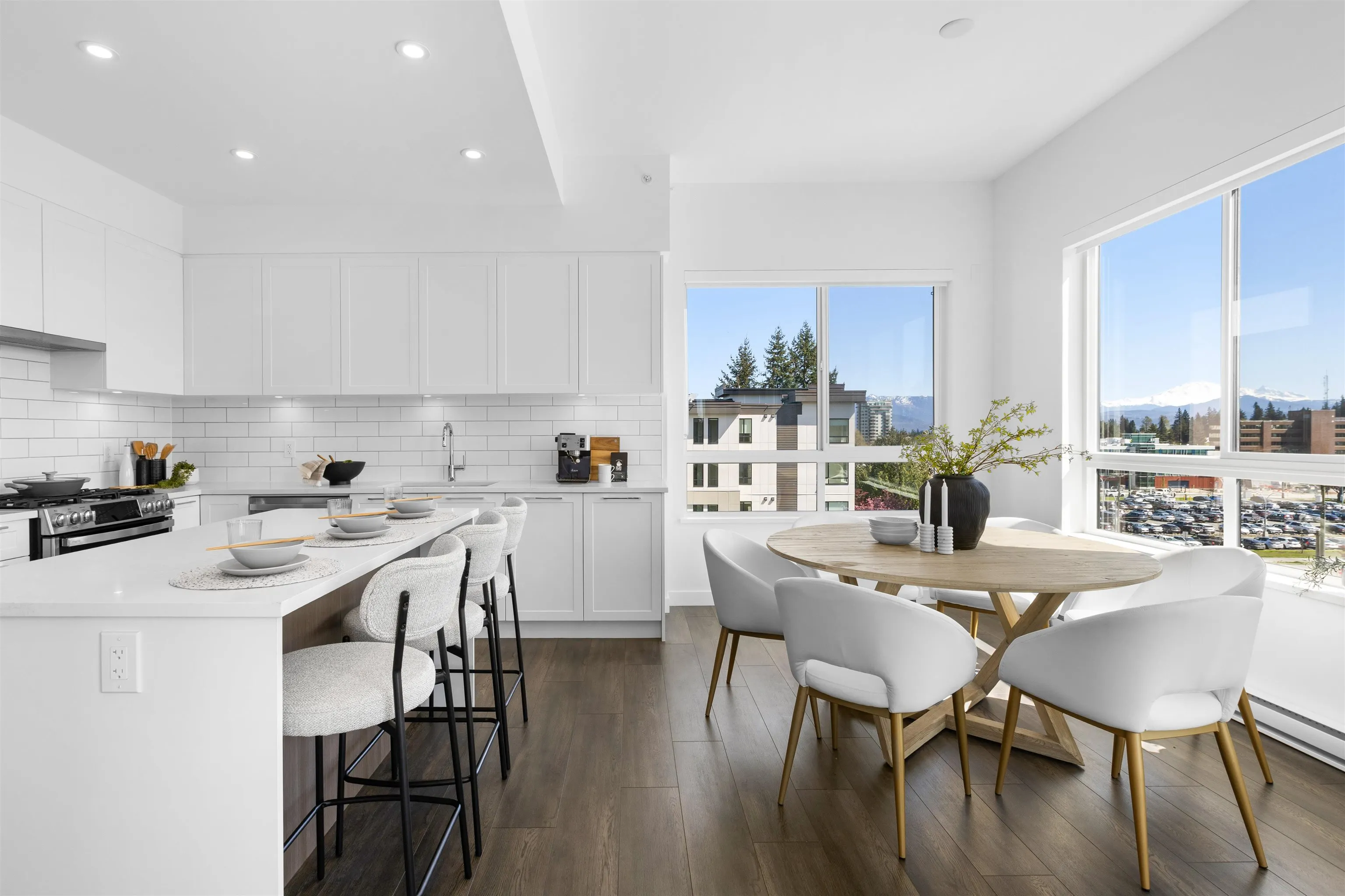 513 32174 George Ferguson Way