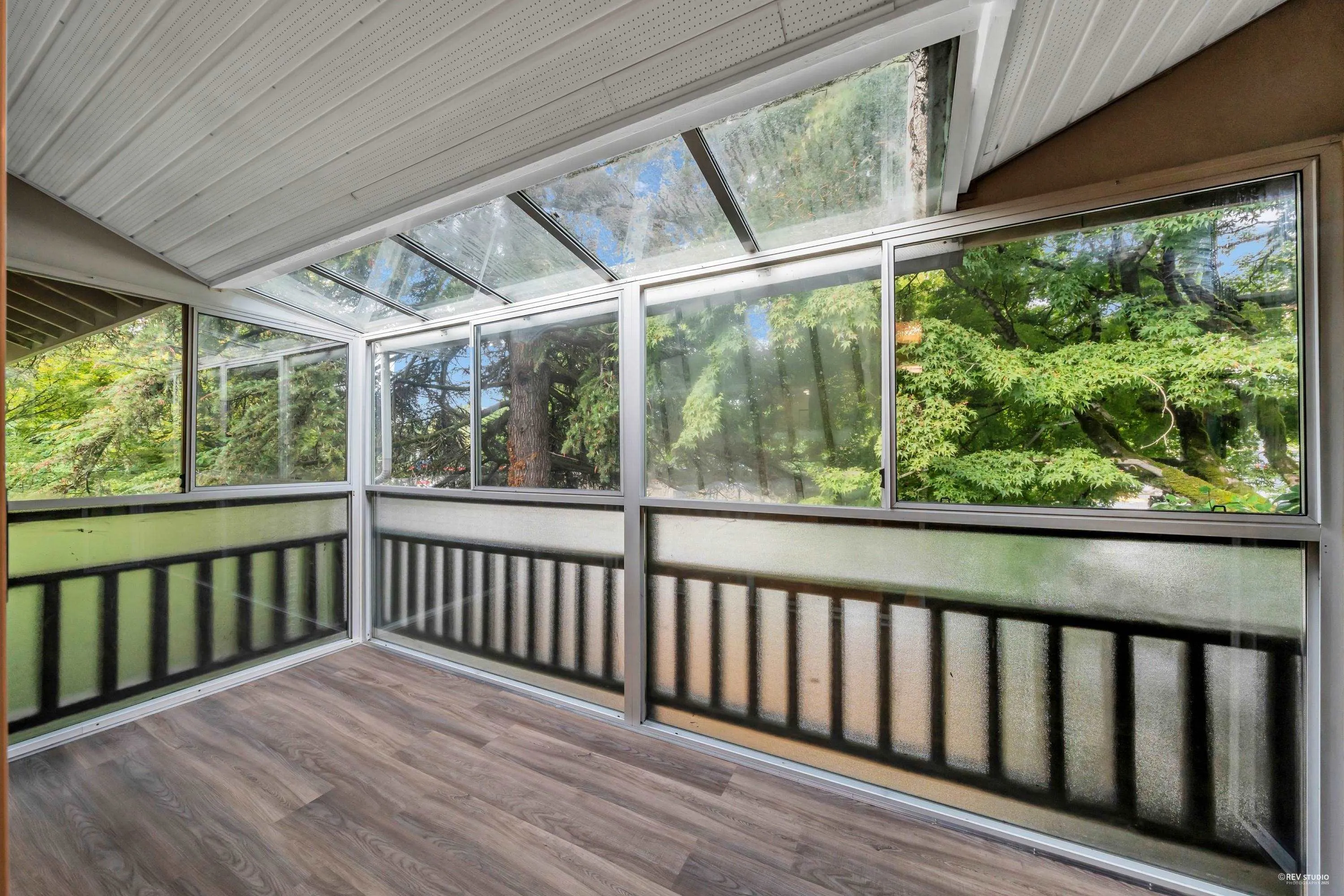 704 555 W 28th Street